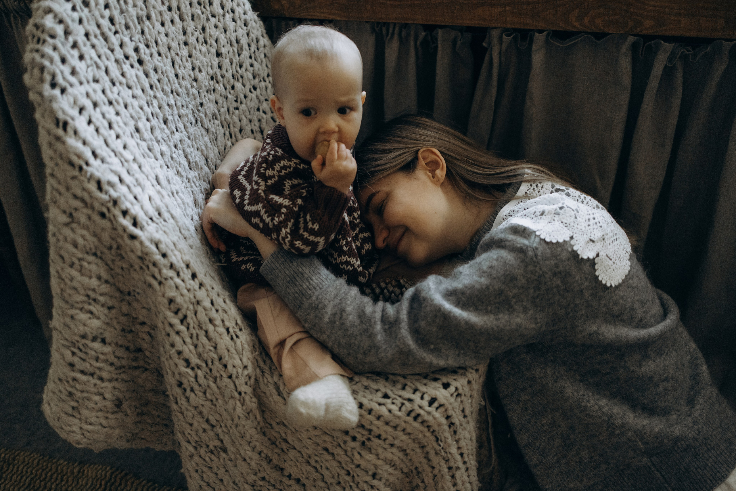 Зимнее утро с мамой. Семейный фотограф Москва Юлиана Фетисова