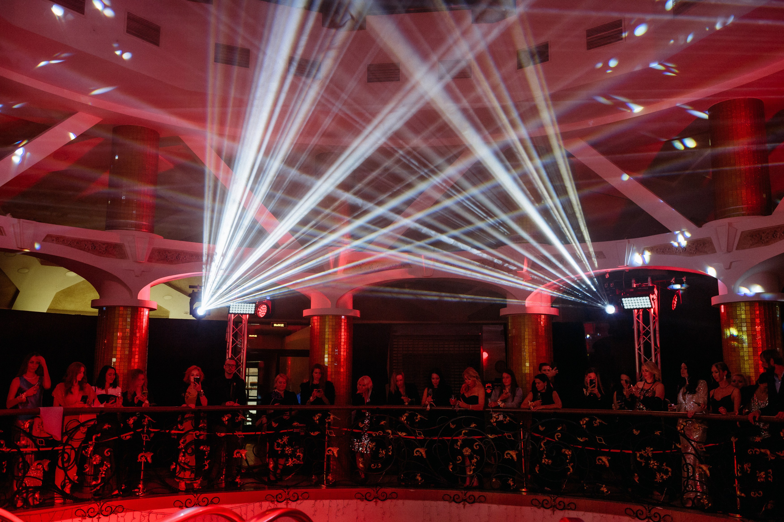 20 лет студии красоты Юлии Харченко. СВОИ. ФОТООТЧЕТЫ-СОБЫТИЯ-МЕСТА