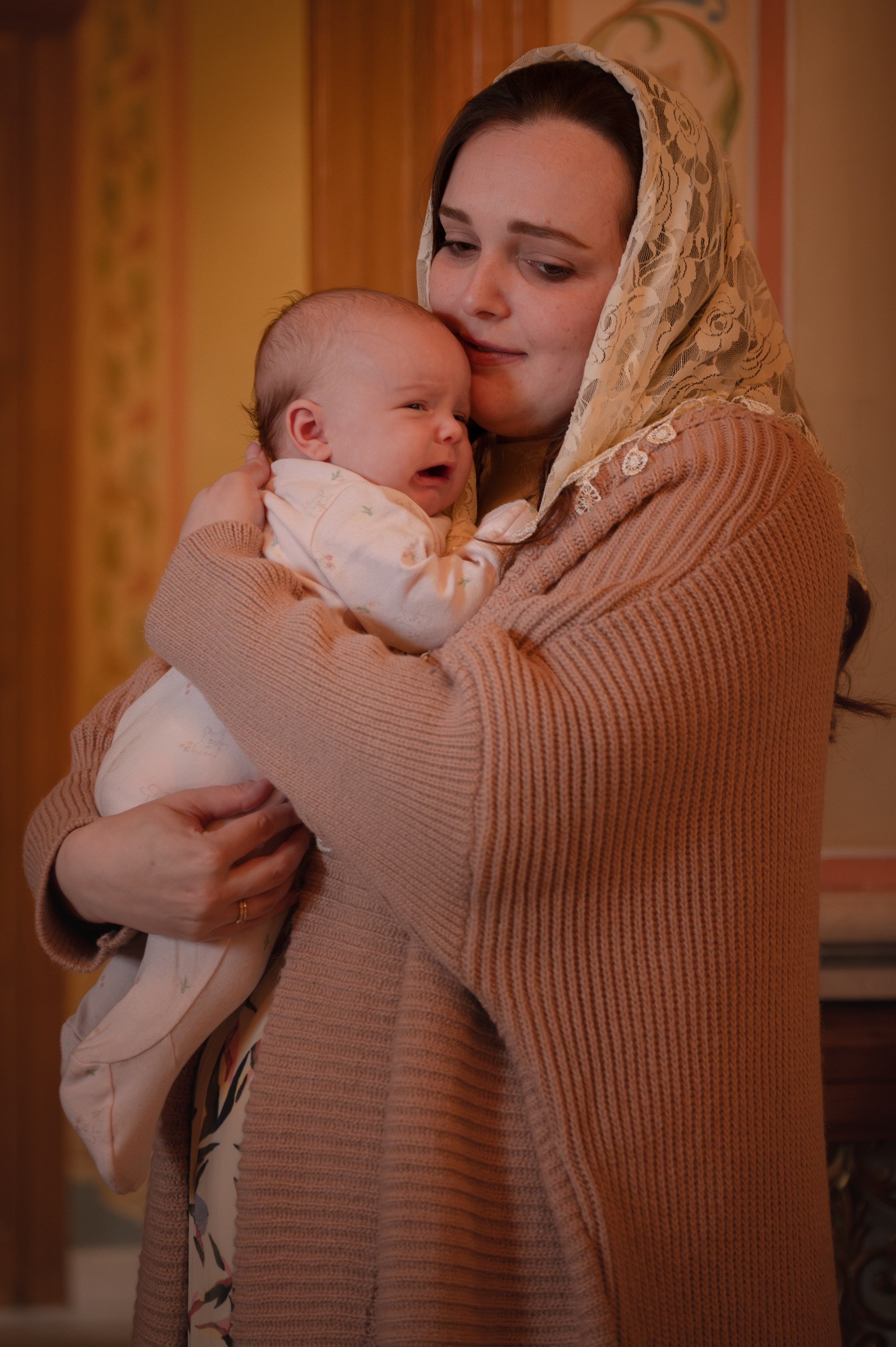 Крещение Марии в Церкви Богоявления Господня г. Звенигород. Семейный фотограф Руслан Каримов Одинцово Москва