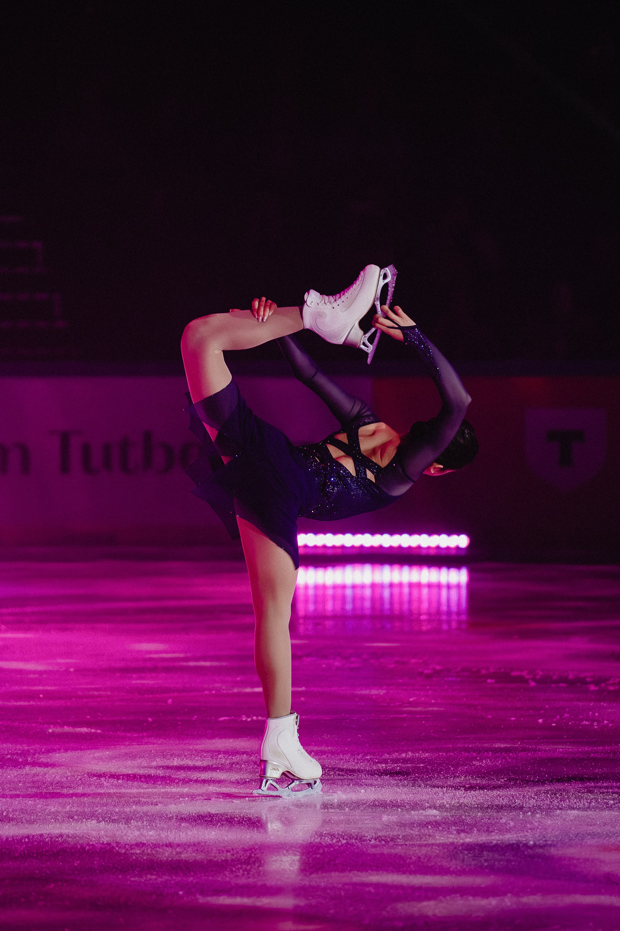 Шоу Этери Тутберидзе в Новосибирске. Воробьева Ксения — Спортивный и танцевальный фотограф Новосибирск