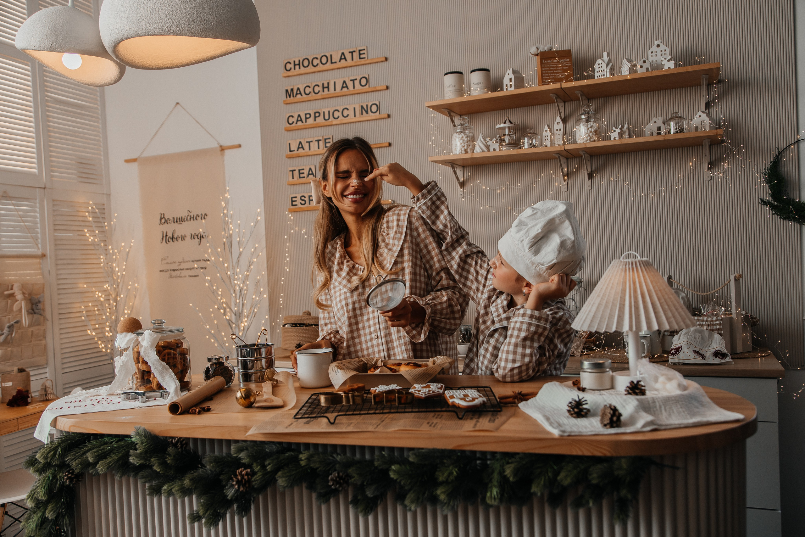 Семейная студийная съемка. Семейный фотограф в Сочи, Лоо, Дагомысе, Вардане Кучумова Олеся