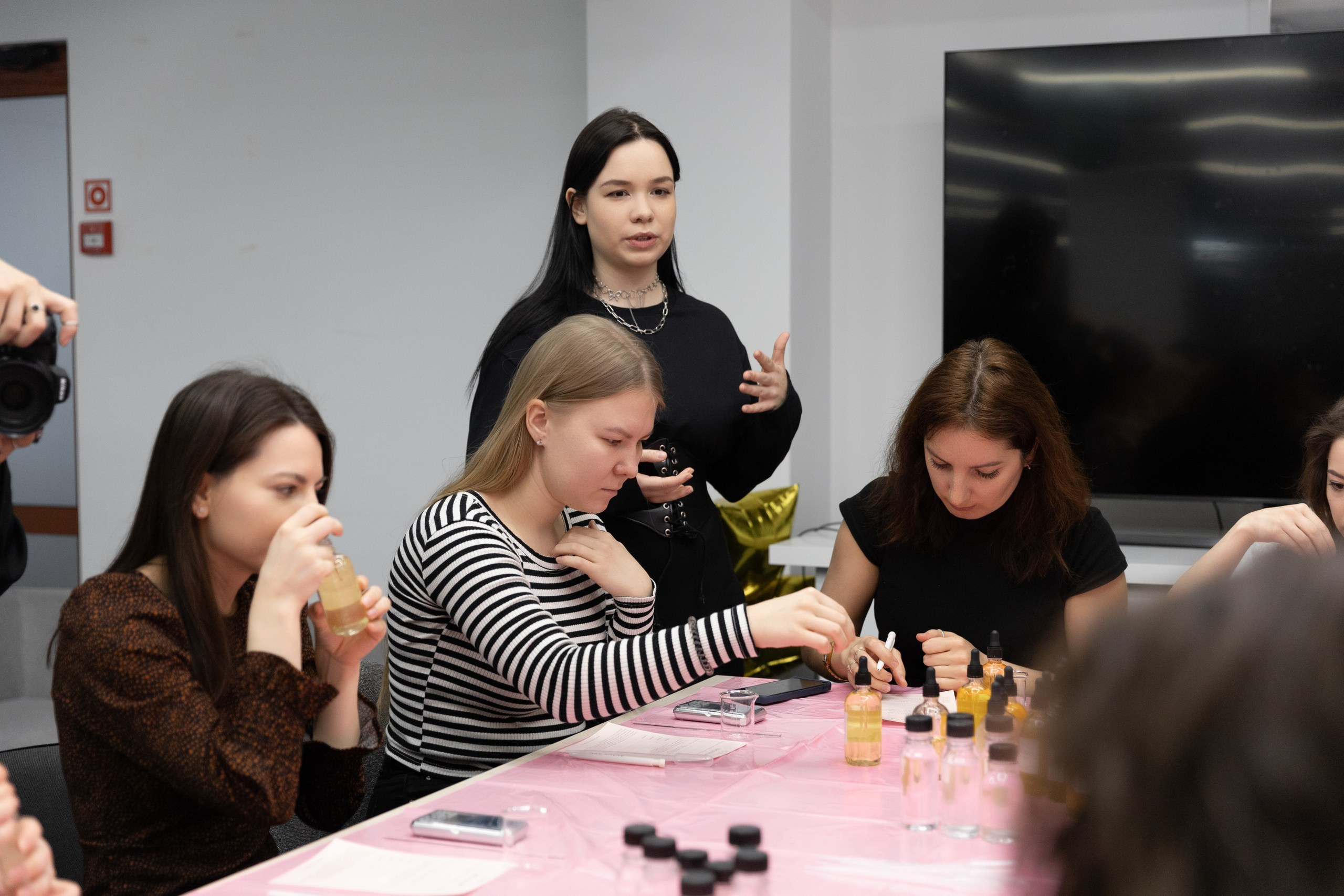 8 марта с АК БАРС Дом — мастер-класс и ароматный праздник от AROMALAGE