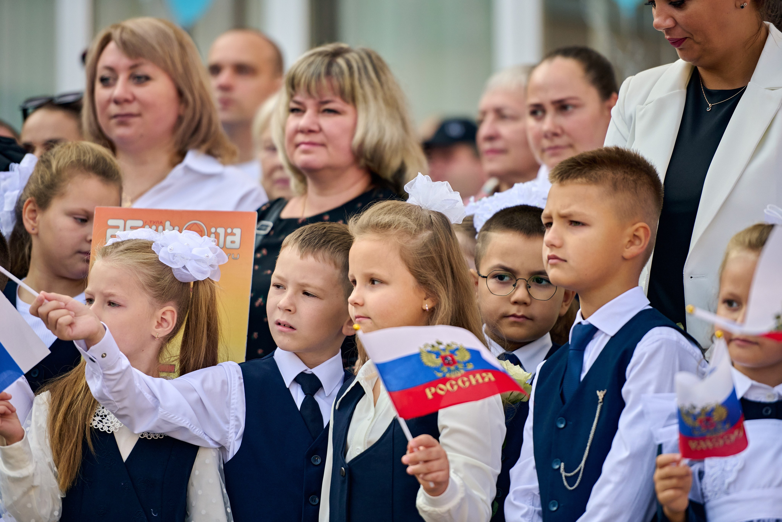 1 сентября в ЦО№ 25. Школьный фотограф в Туле Владимир Греков. Выпускные альбомы