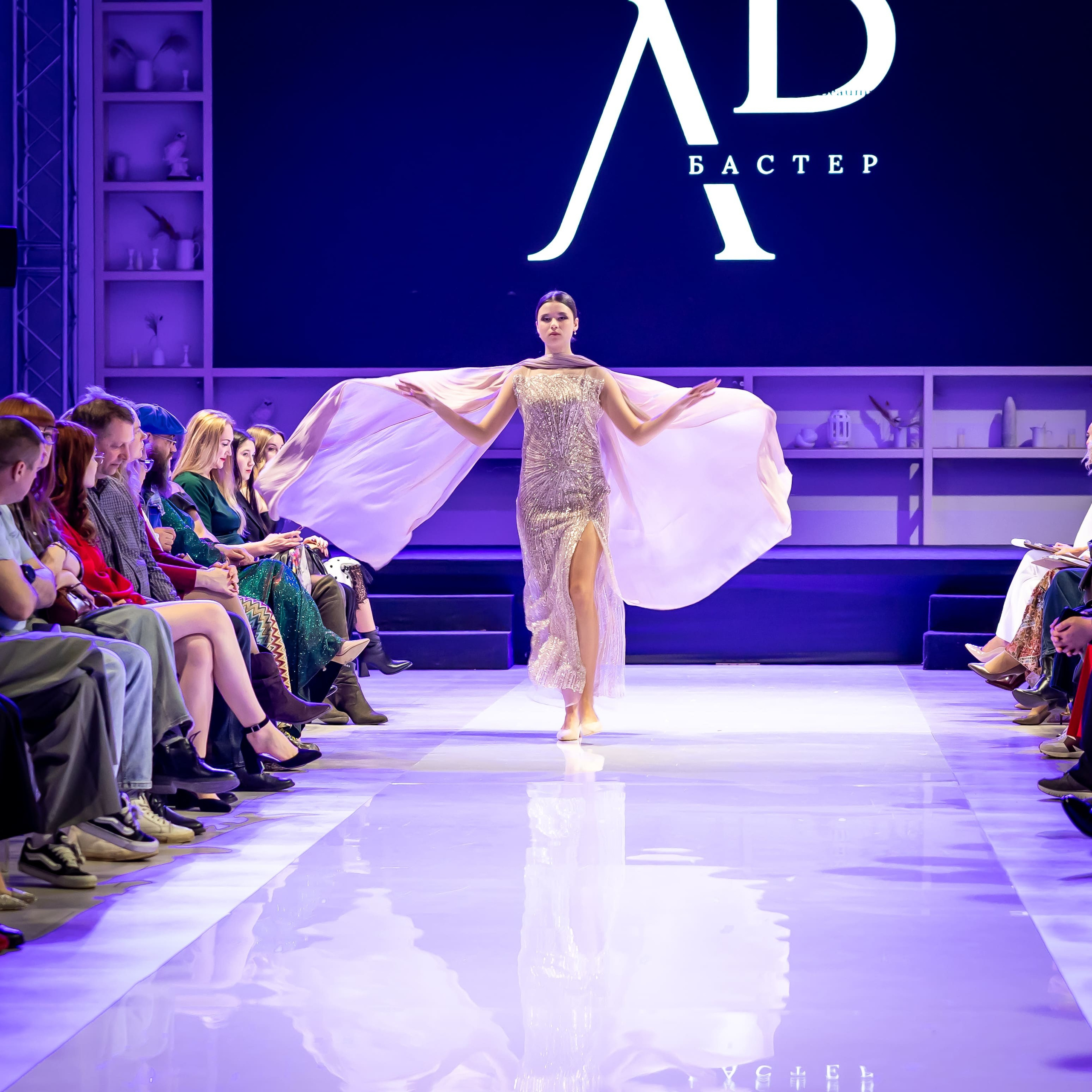 показ дизайнеров Россия подиум Москва фешен съёмка