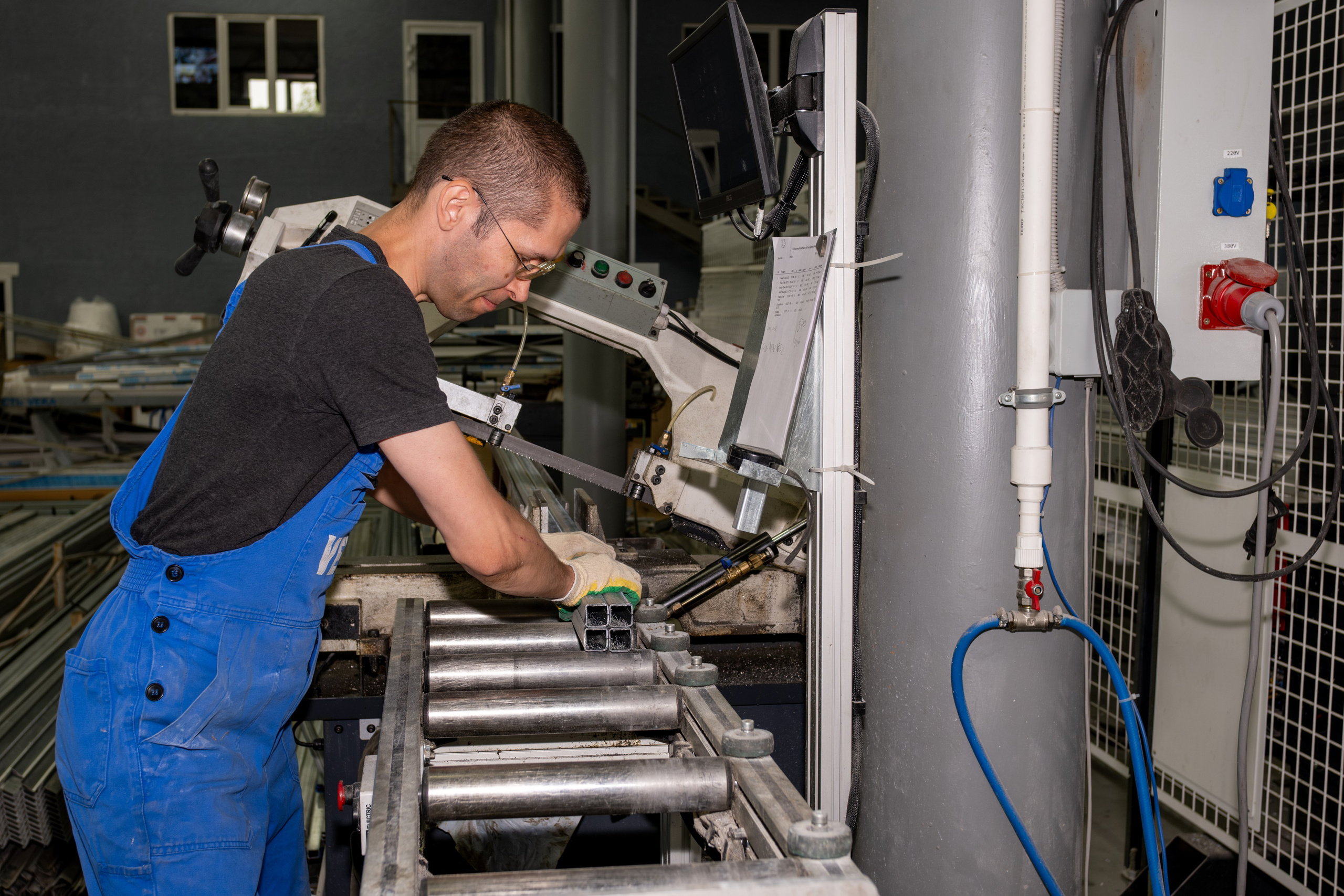 Съёмка для производственной компании МЕГАПОЛИС. Фотограф и видеограф Анна Жагорина