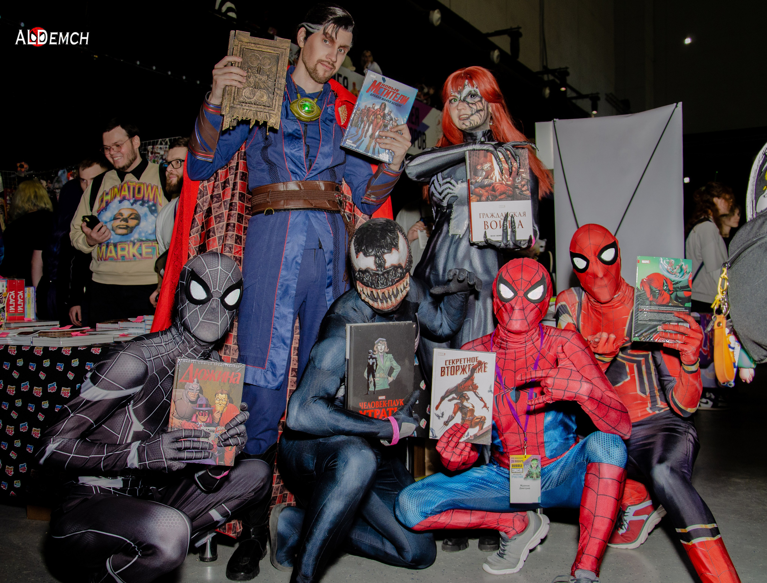 Марвел комикс картинки персонажей и косплей фото в России