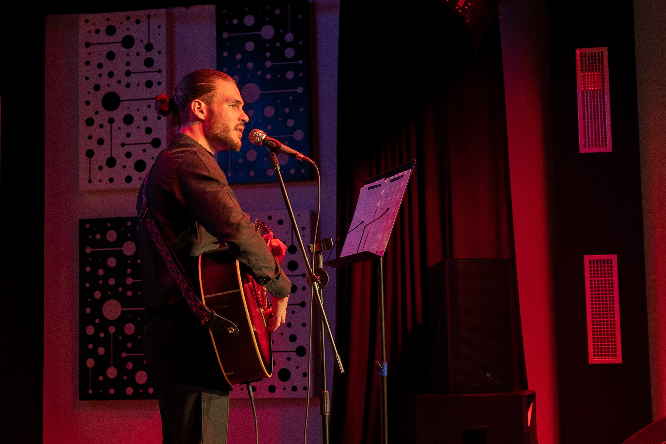 КОНЦЕРТ. Света ЧЕ. Мастер интеллектуальной фотографии. Краснодар