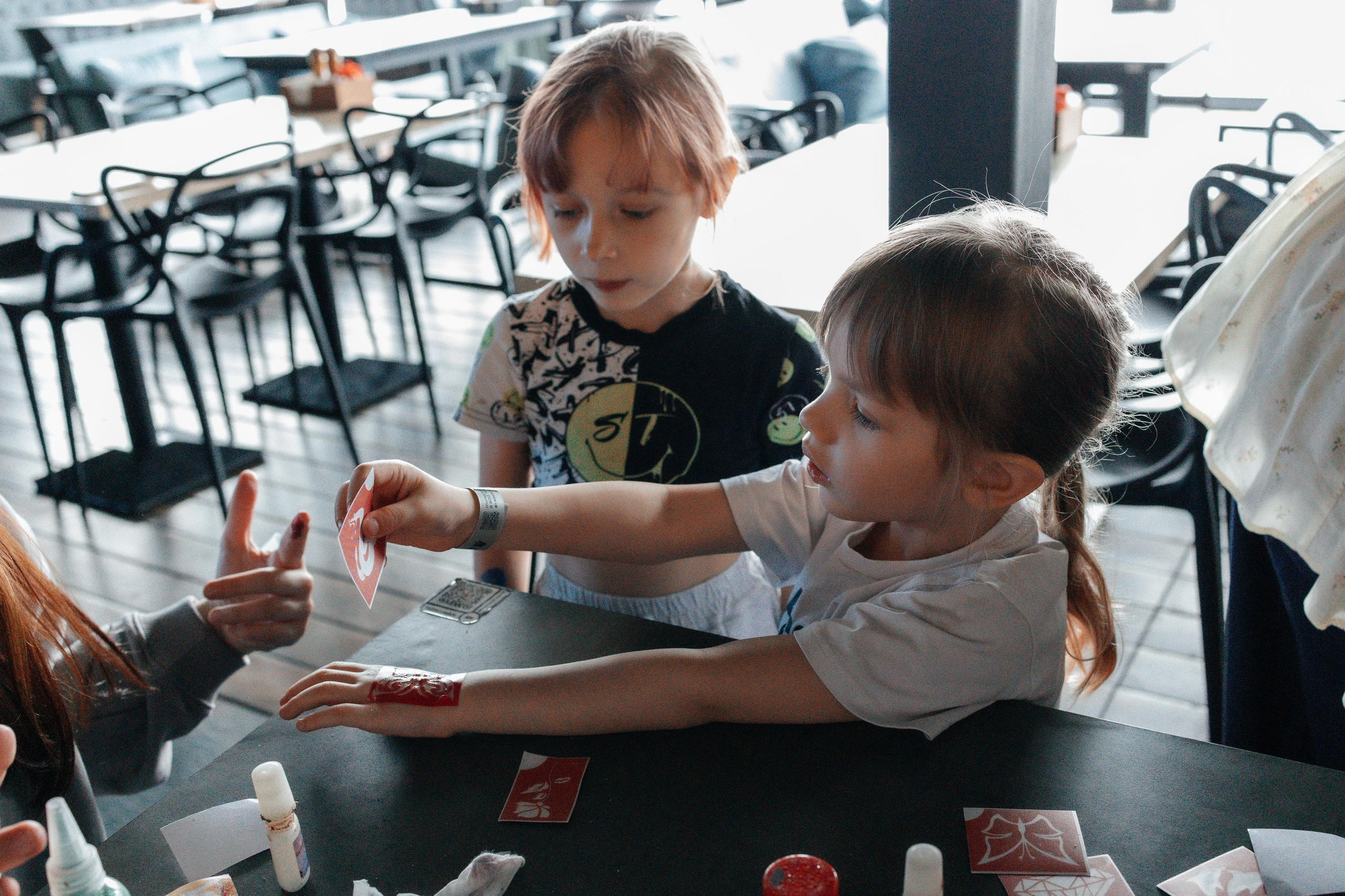 Блеск тату в Лофте. Семейный и детский фотограф в Славгороде Анастасия Винс