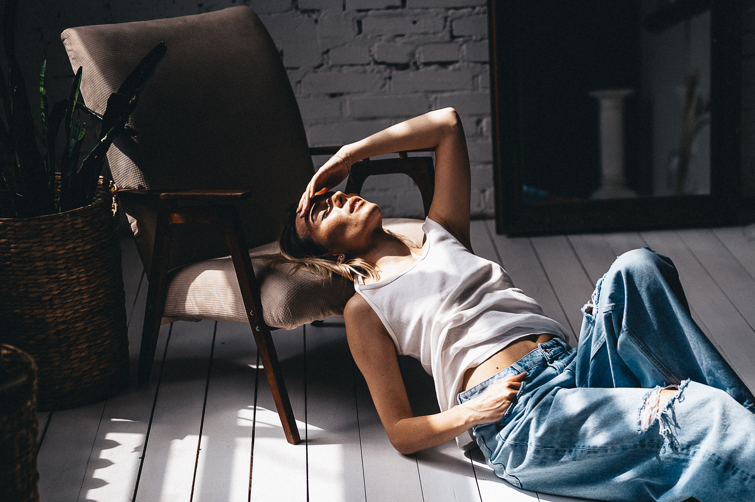 Эмоциональный фотосет в стиле минимализм. Фотограф-стилист в Москве Ольга Ракша