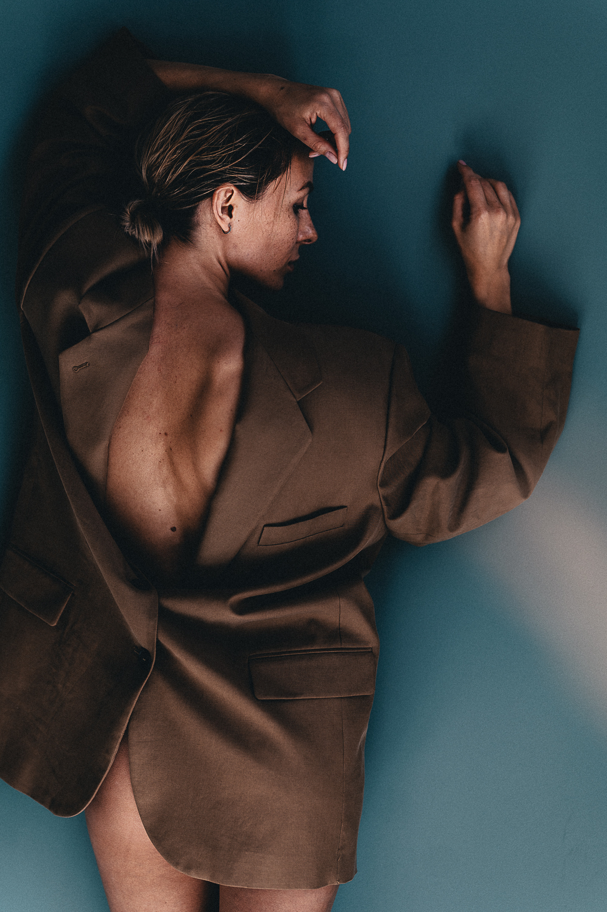 Эмоциональный фотосет в стиле минимализм. Фотограф-стилист в Москве Ольга Ракша