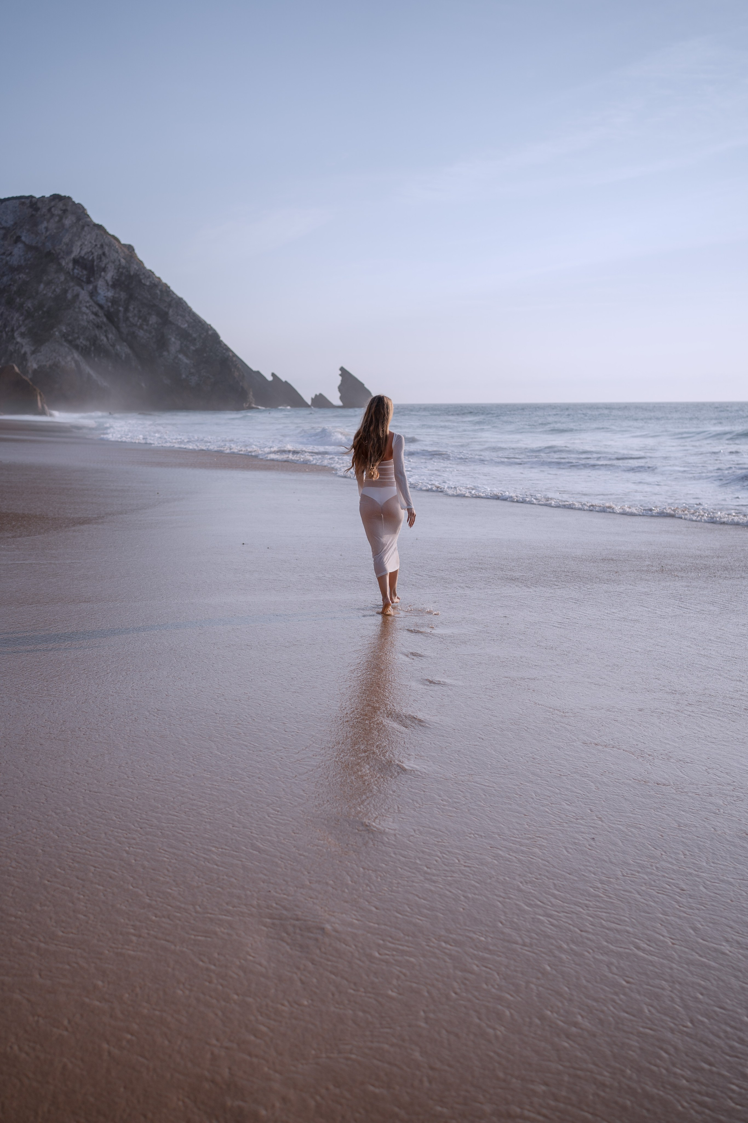 Ocean mood. I’m Julia Idamzhapova, a photographer based in Lisbon, creating natural and timeless images