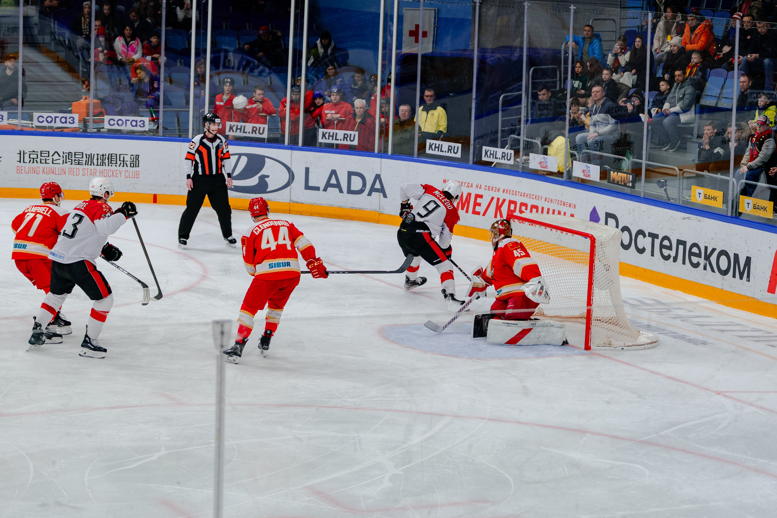 КХЛ КУНЬЛУНЬ РС — АВАНГАРД 22 МАРТА 2025. Репортажный фотограф в Москве Измалков Артем