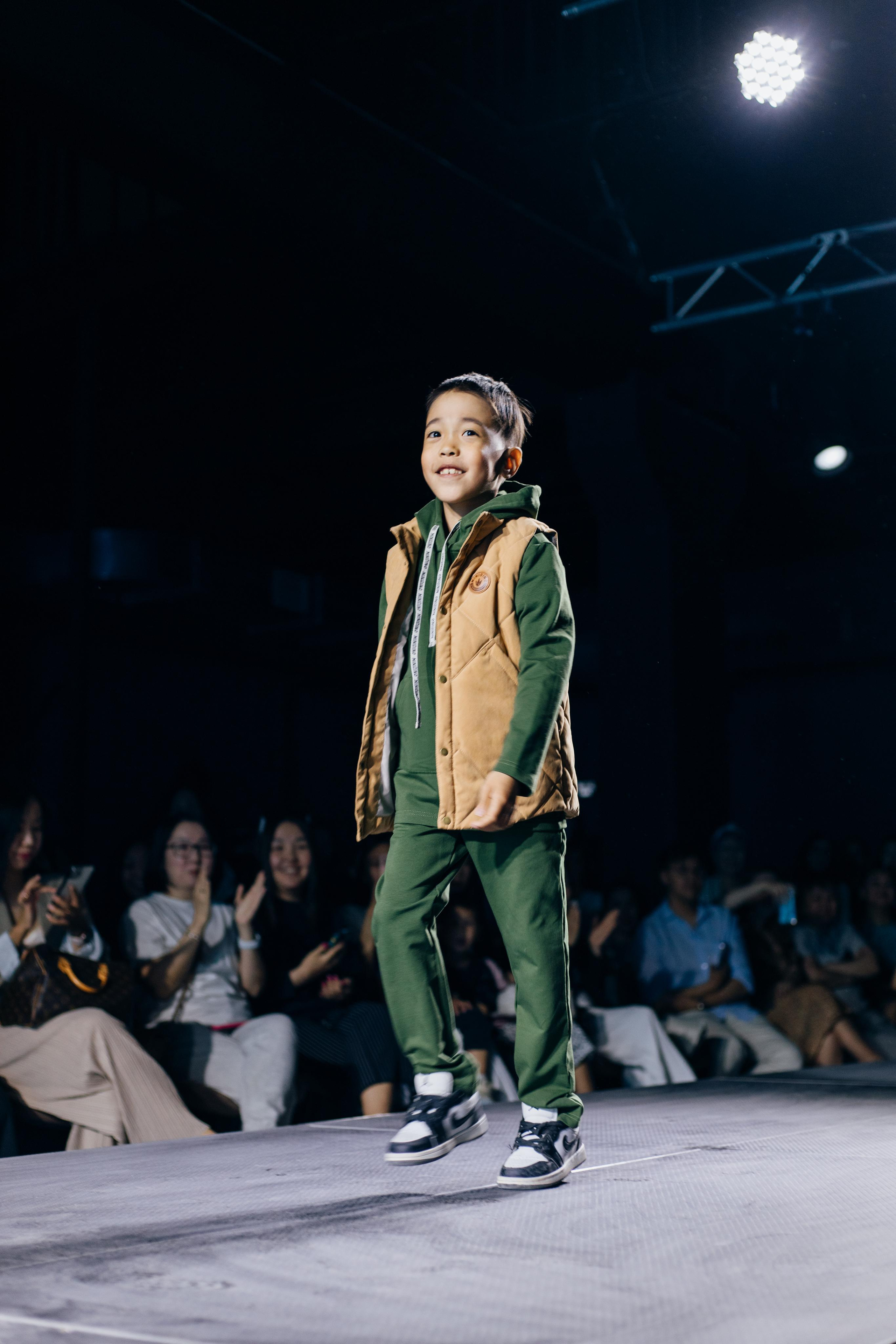 Показ United Fashion Show by Promodels. Фотограф в Якутске Сулустаан Алексеев