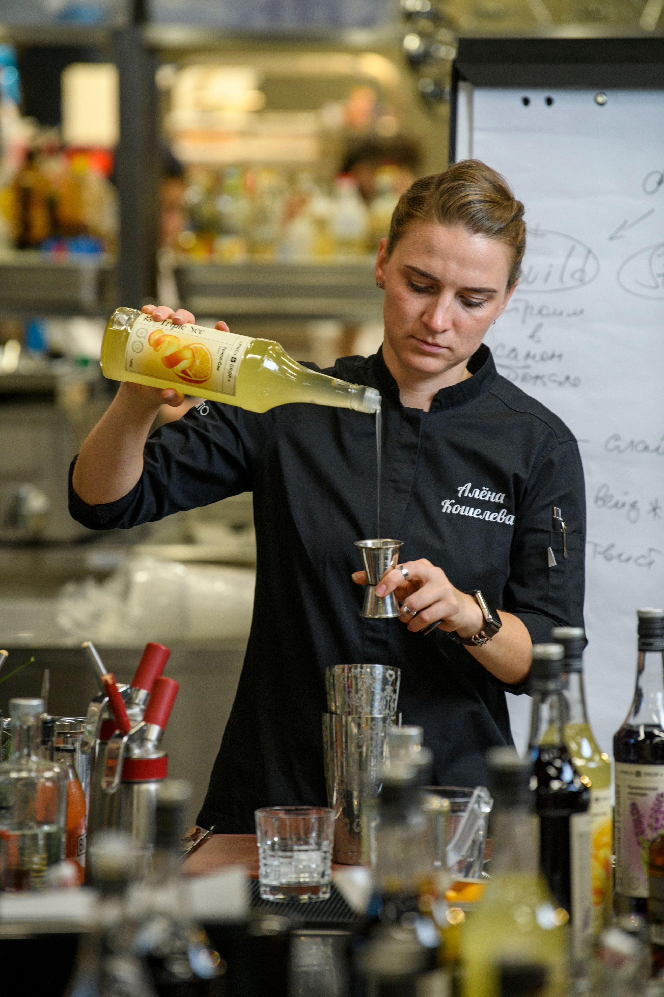 Бар — моя сцена: история Алены Кошелевой. Создание обучающих видеороликов Puponin Production