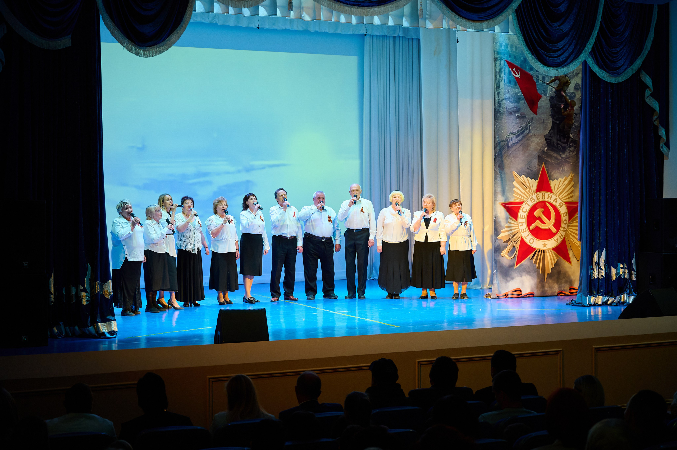 Концерт к 9 мая в с. Марьина Роща. Жизнь курорта Кабардинка в фотографиях