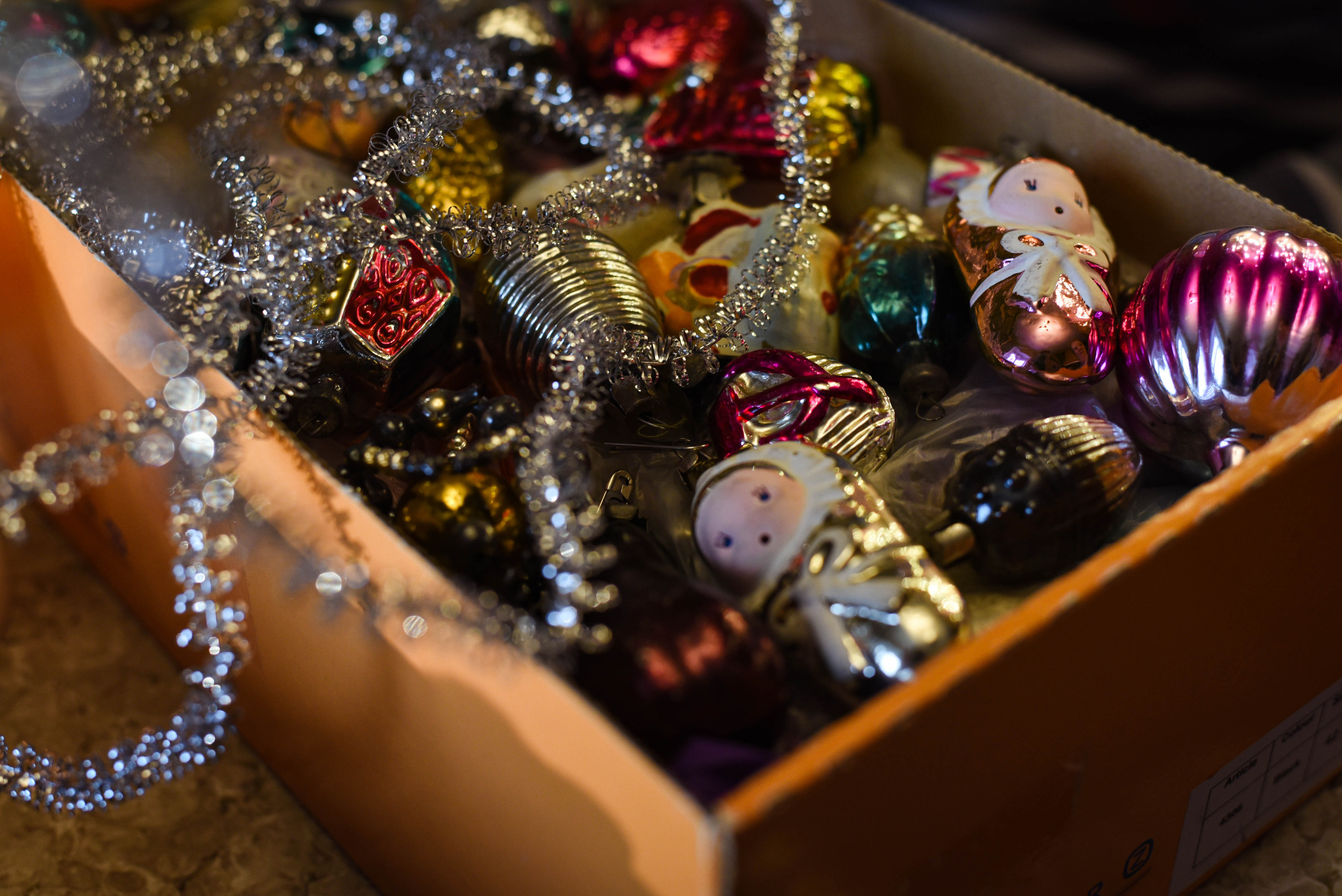 Семейная домашняя съемка. Внук с бабушкой и дедушкой. Предновогодняя история. Женский и семейный фотограф Людмила Богачкина