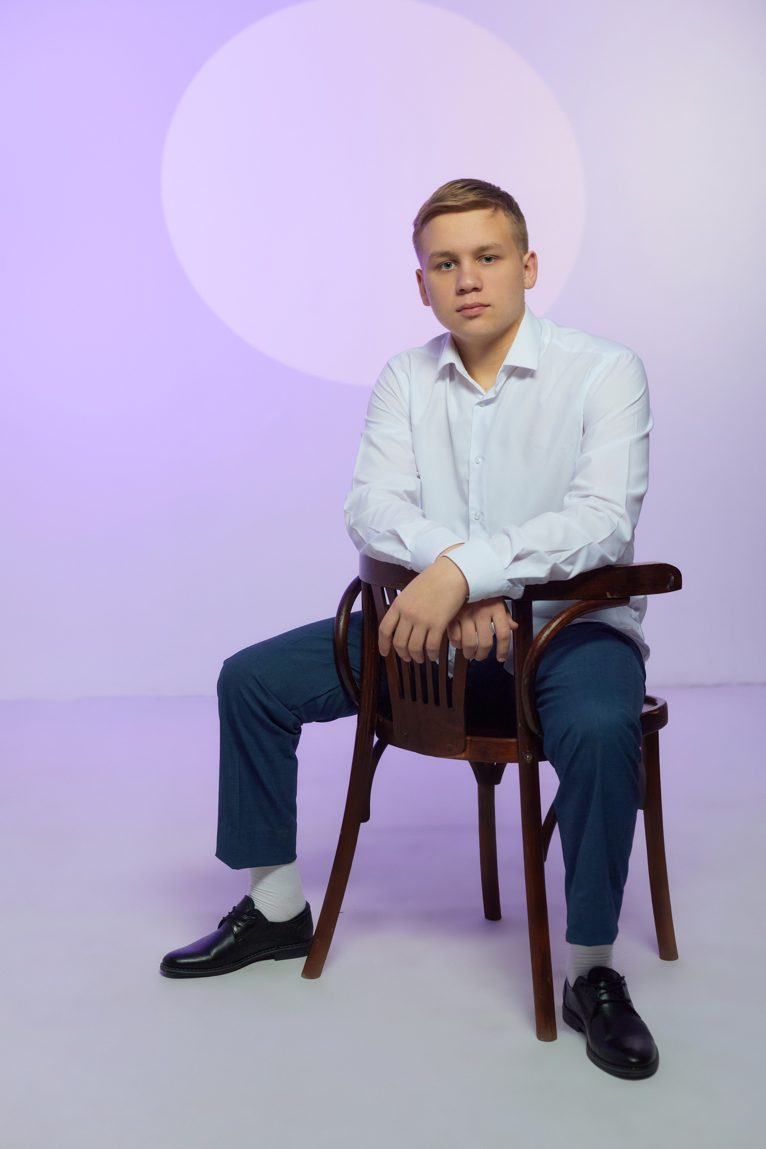 Альбом на окончание школы 9 и 11 класс «Симфония». Выпускные альбомы в Тюмени для школ, садов, вузов спортивных секций