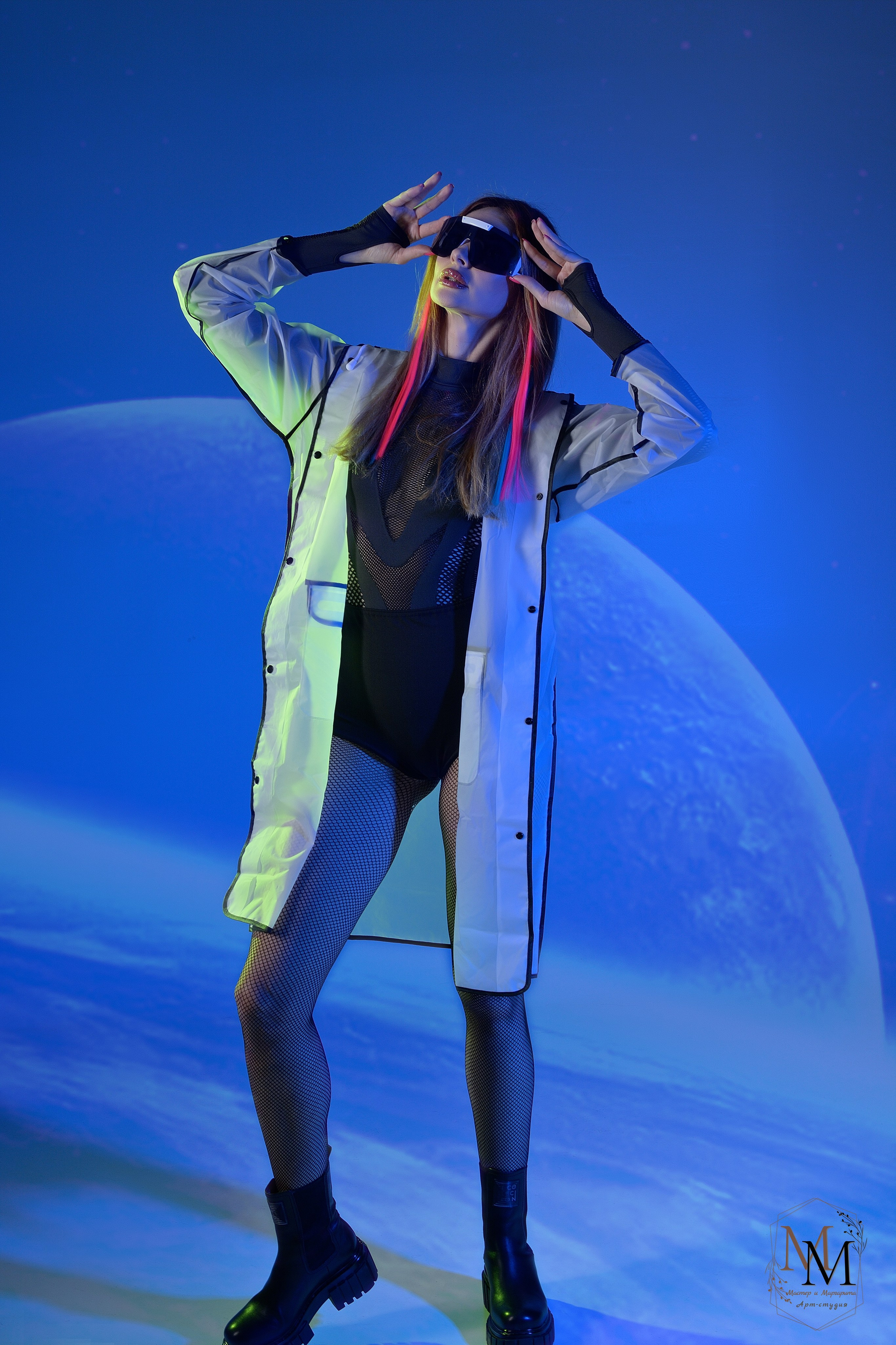 Фотосессия в стиле "Космос". Космическая фотосессия. Арт-студия «Мастер и Маргарита». Портретная фотосъемка. Портрет. Арт. Фотограф Дмитрий Кищенко. Фотосессии в Сызрани.