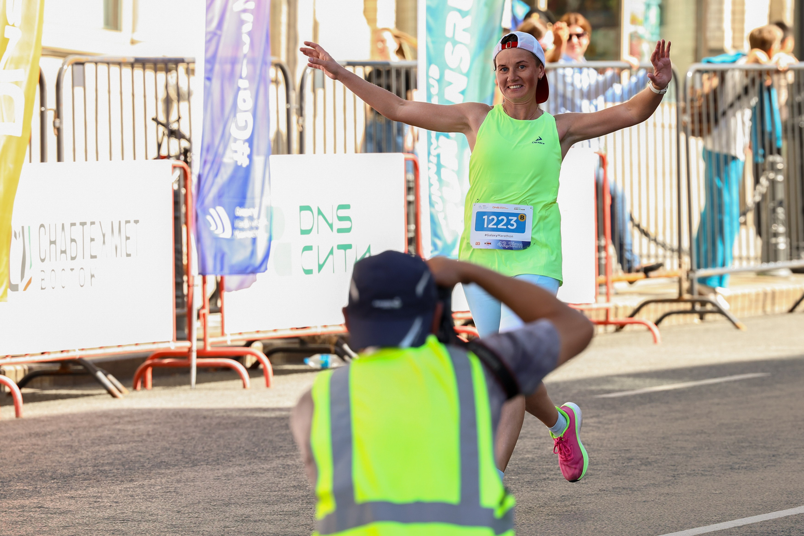 Репортажная фотосъемка во Владивостоке. Портретный, свадебный, репортажный фотограф во Владивостоке Юлиана Джули Фокс