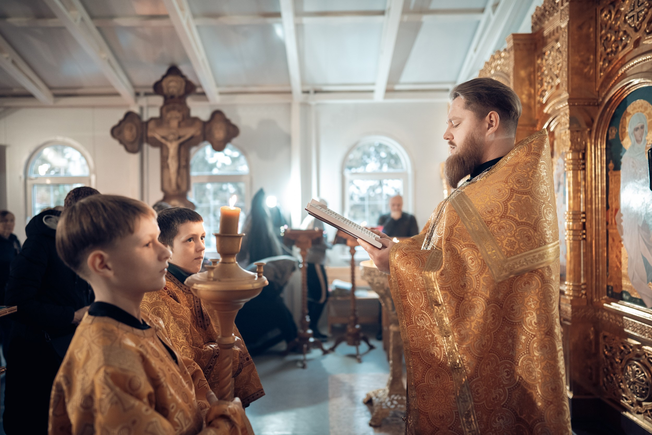 Богослужения в храме Прп.Виталия Александрийского г. Севастополь. Церковный фотограф Севастополь