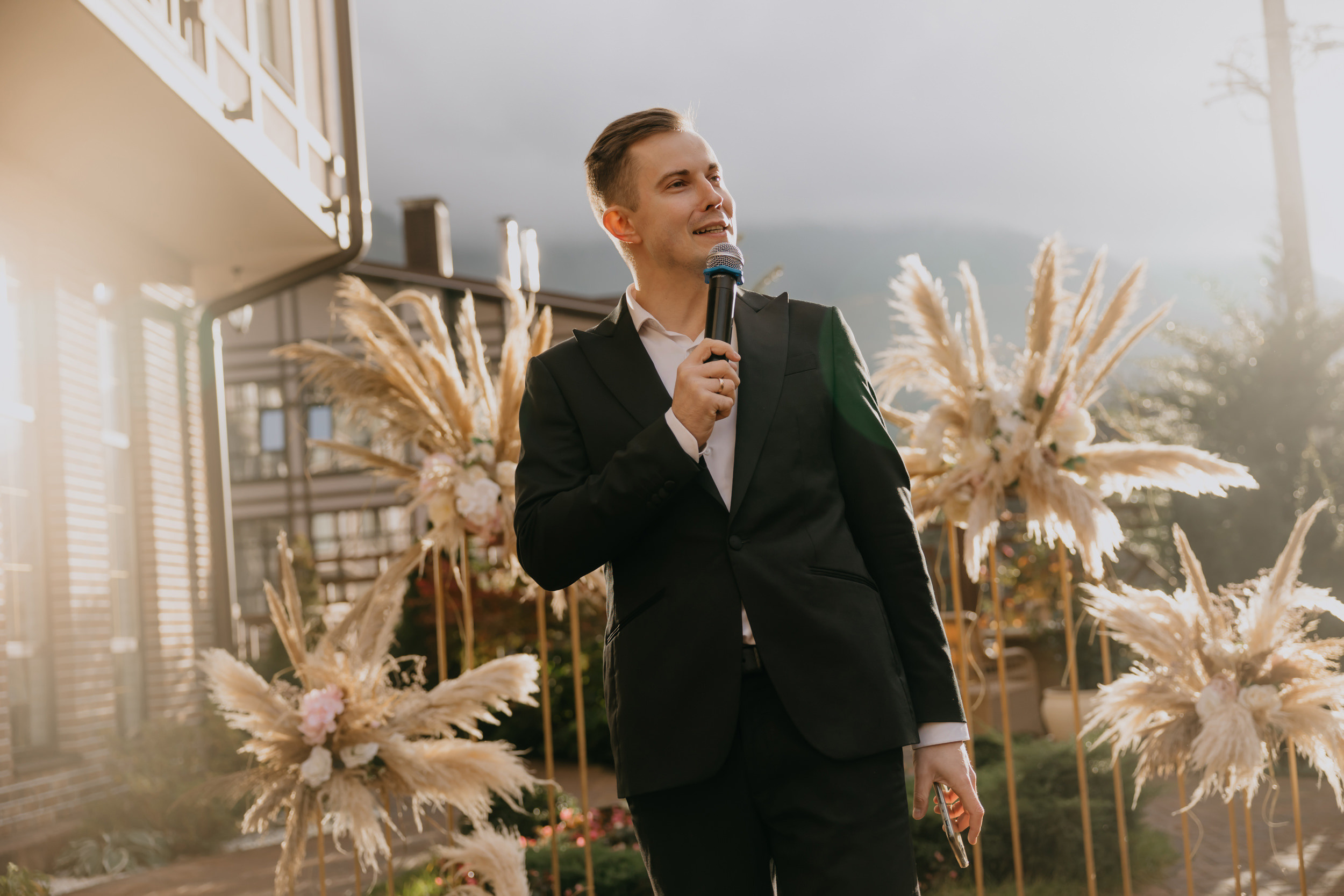 Ведущий в Москве Никита Колотушкин