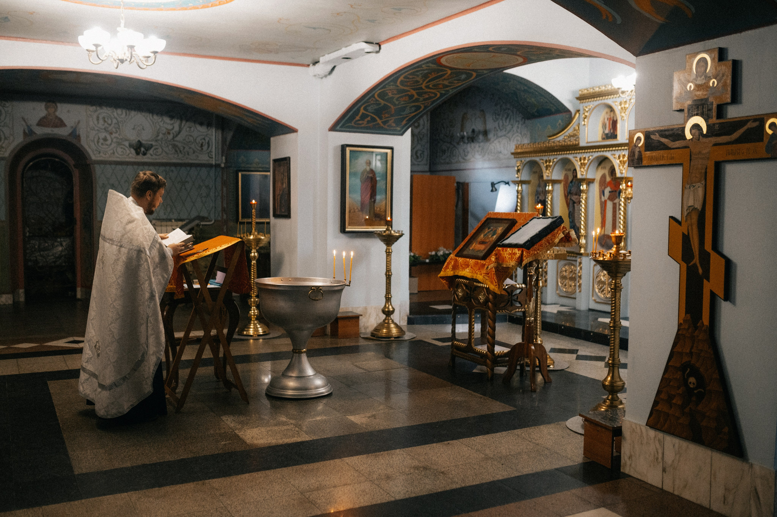 КРЕЩЕНИЕ РОМАНА. СЕМЕЙНЫЙ ФОТОГРАФ В НОВОСИБИРСКЕ ЖЕНЯ ИНДРИКОВА