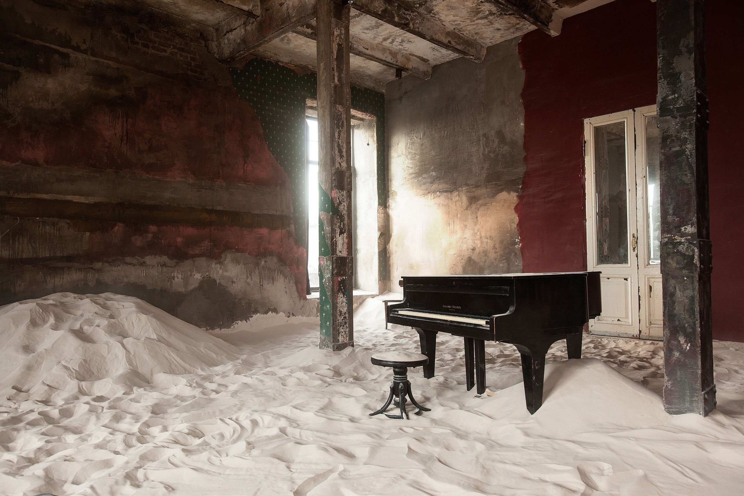 Фотостудии с песком в Санкт-Петербурге