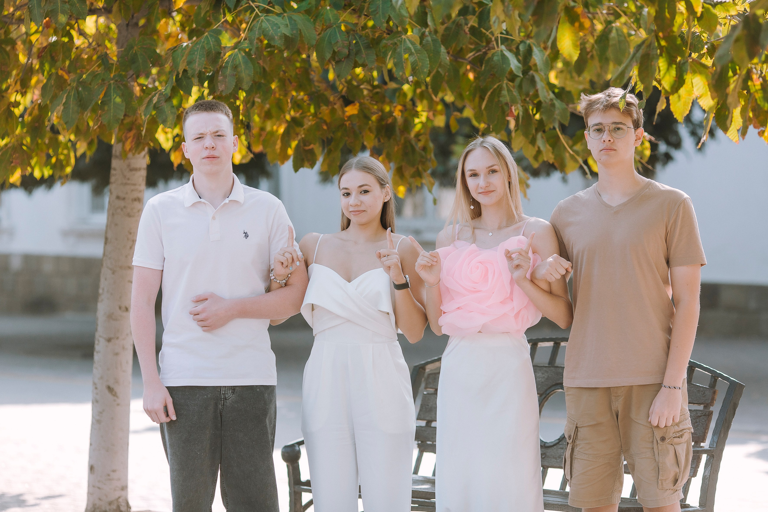 Аллея Черняховского- старшая школа. Выпускные альбомы Натальи Бутко: Новороссийск, Анапа, Геленджик