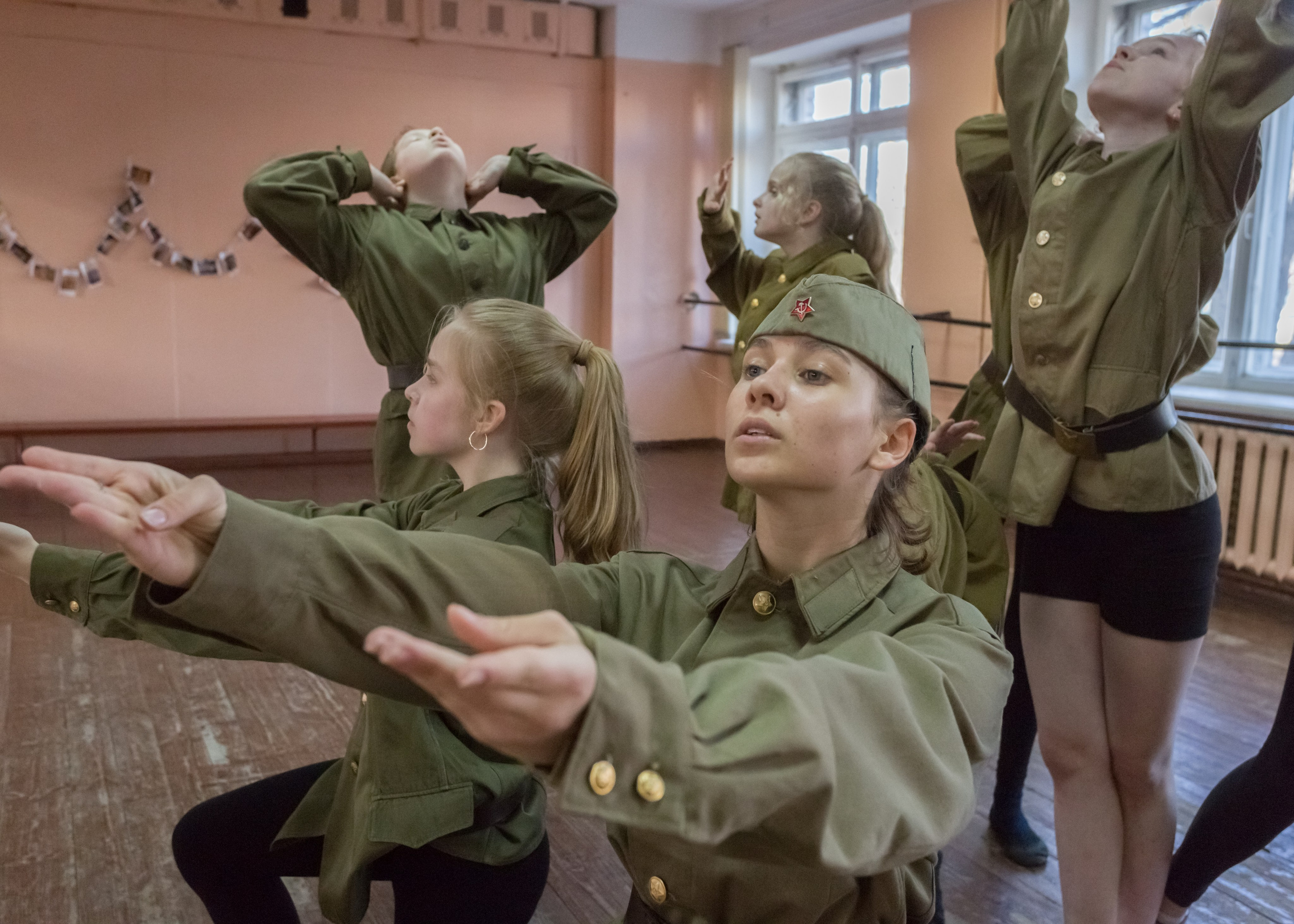 ВЫШНИЙ ВОЛОЧЕК. Контакты