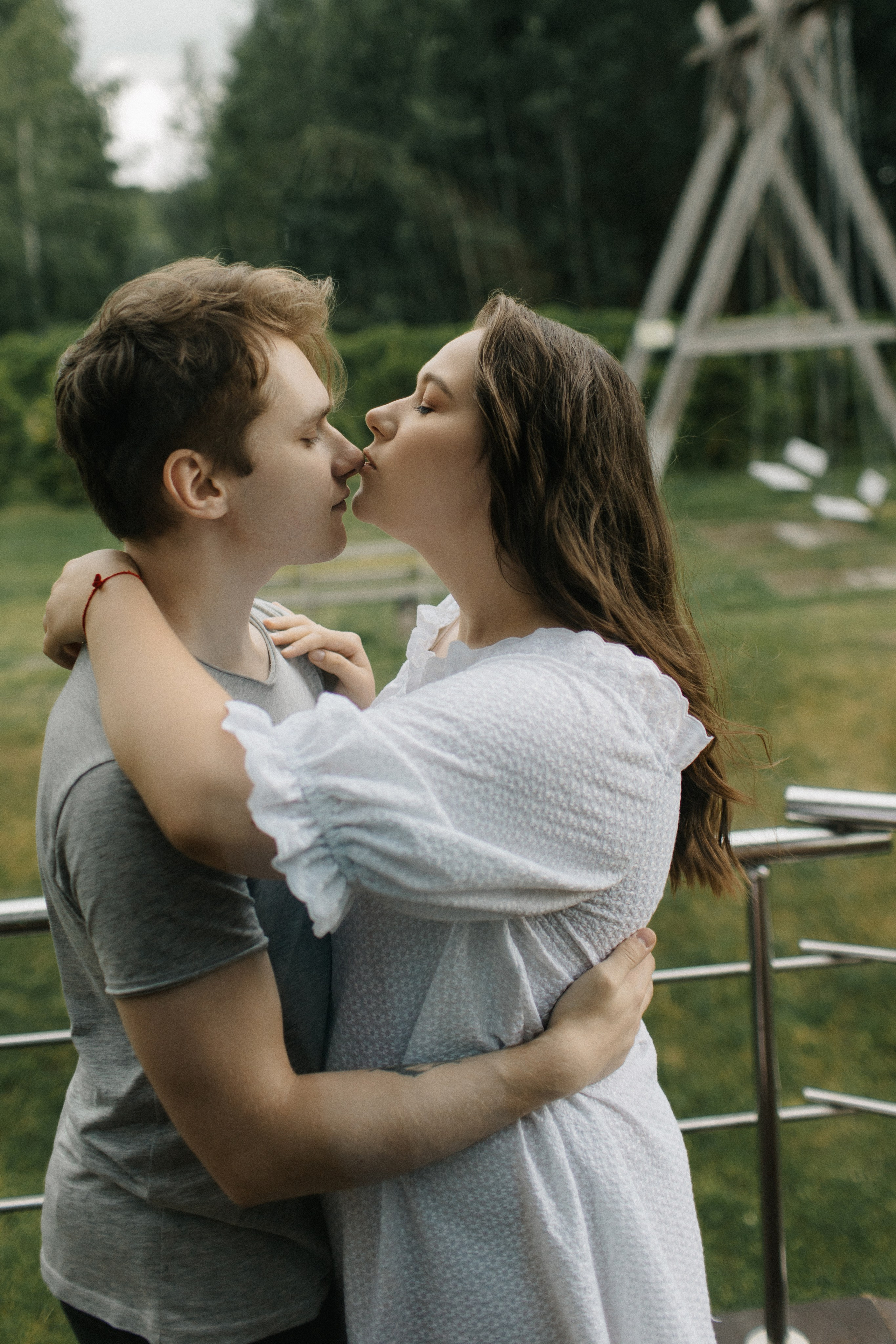 Никита и Виктория. Love Story под дождём в усадьбе «Хорошее место». Сергеев Алексей. Фотограф