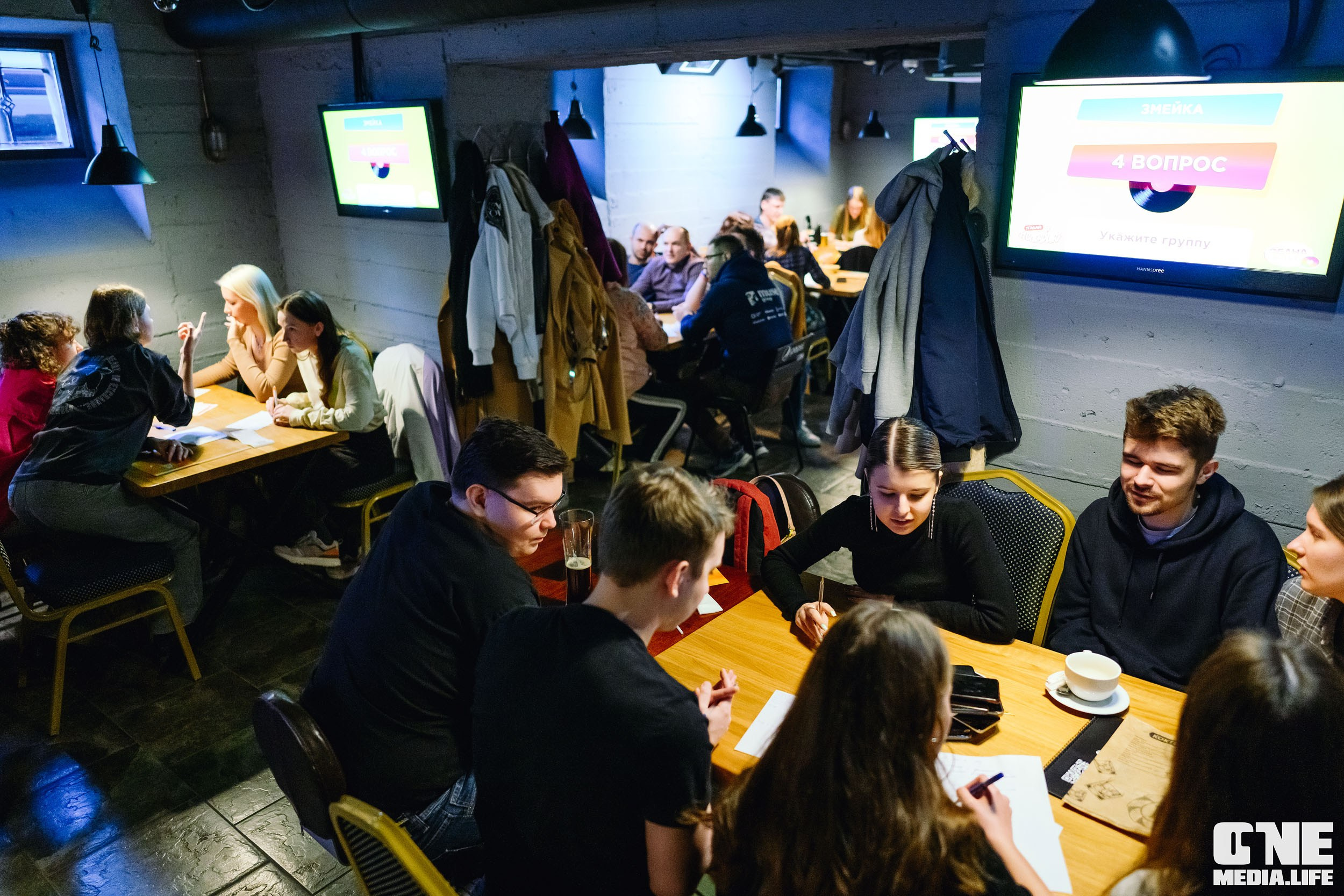 Фоторепортаж с концерта СиплаяЛяля в Dreadnought. One Media Life: фоторепортажи, фотоотчеты с мероприятий и заведений