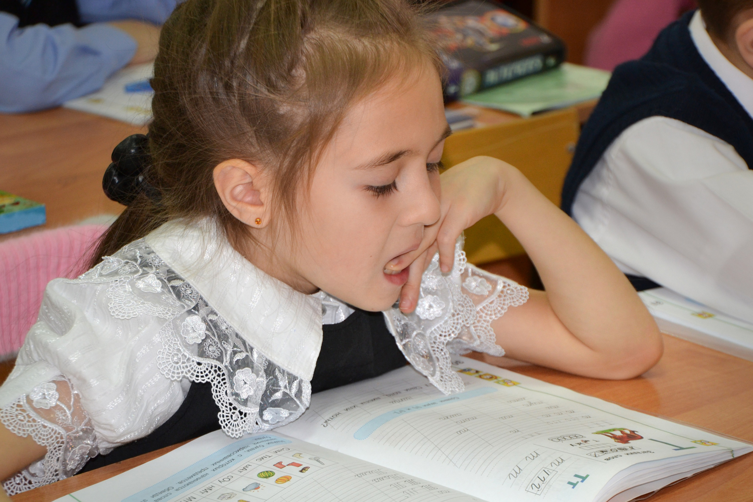 Фотосессия 1 сентября для 1 класса в школе | Фотограф на 1 сентября в Самаре