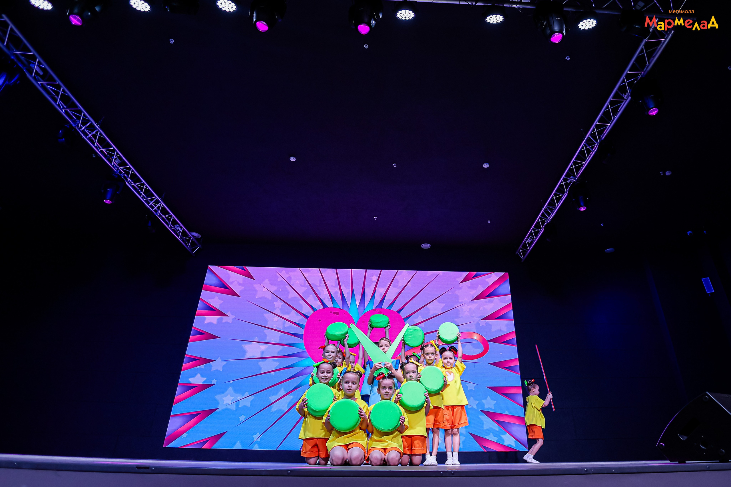 14.02 Любовь без границ в Мегамолл Мармелад. Команда специалистов в мире фотографии и видео. Детский фотограф, семейный фотограф