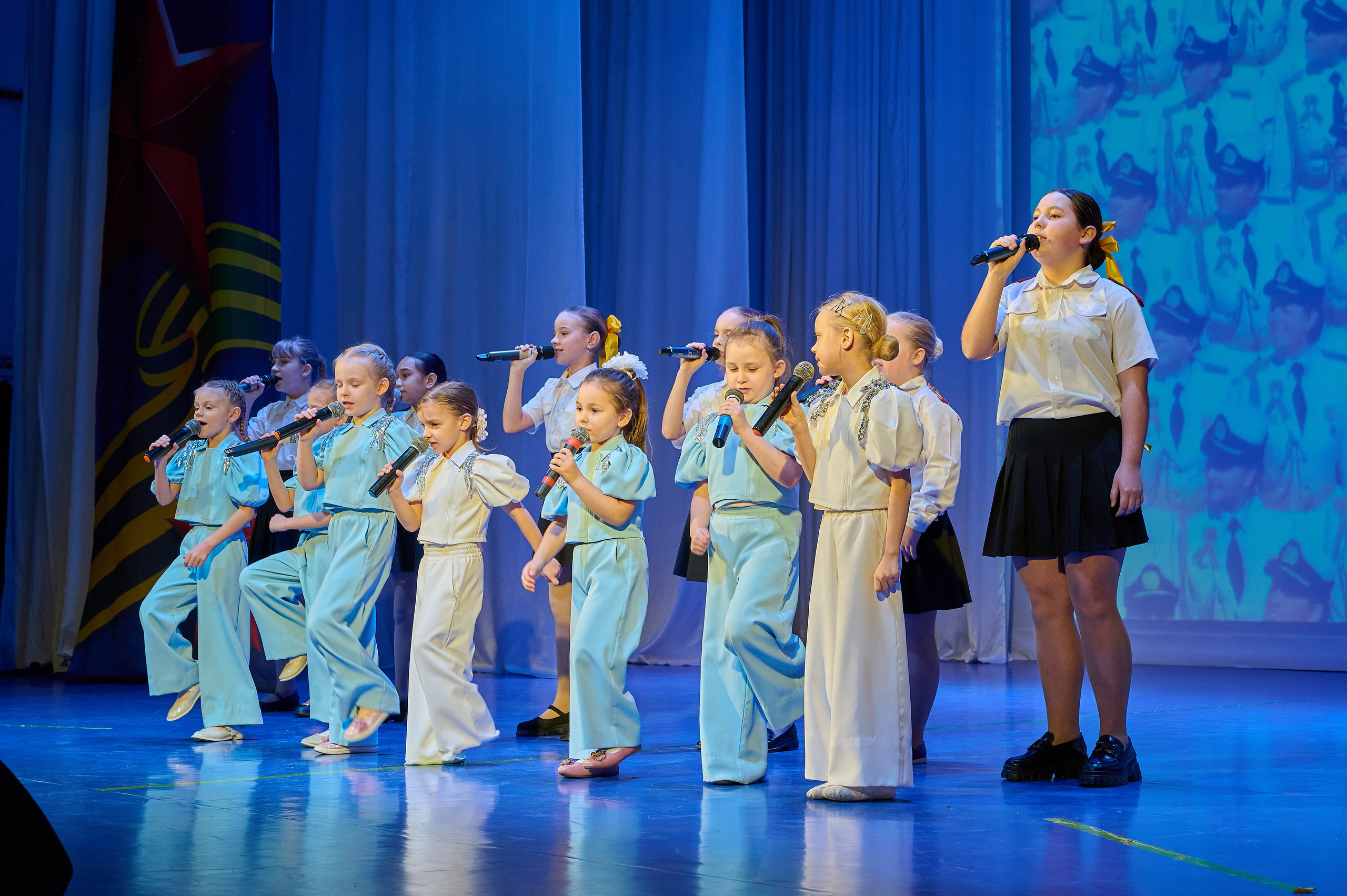 23 февраля Марьина роща. Жизнь курорта Кабардинка в фотографиях