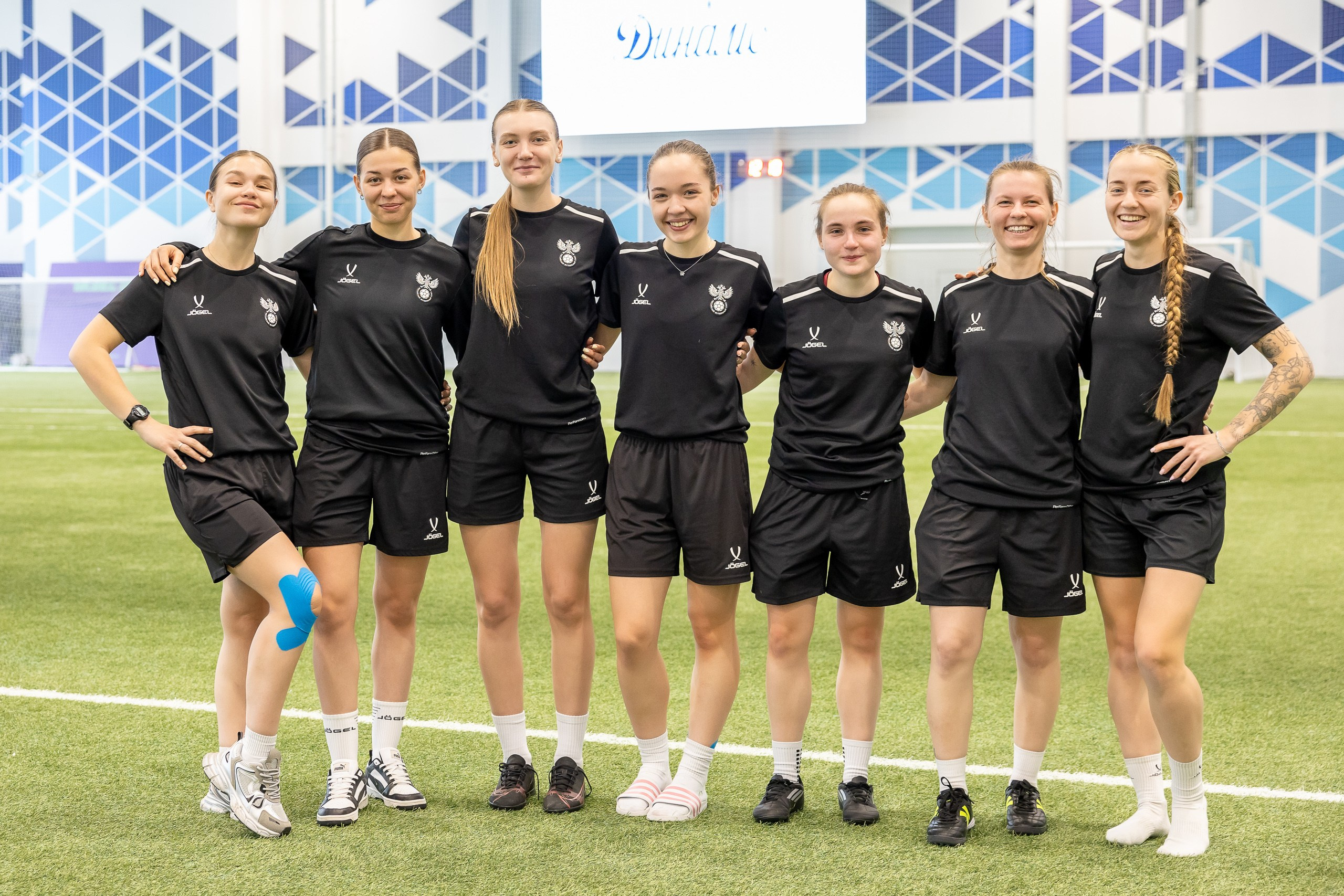 Учебно-тренировочные сборы судей-девушек МФЛ и ЮФЛ. Свадебная фотосъёмка в Москве, Туле