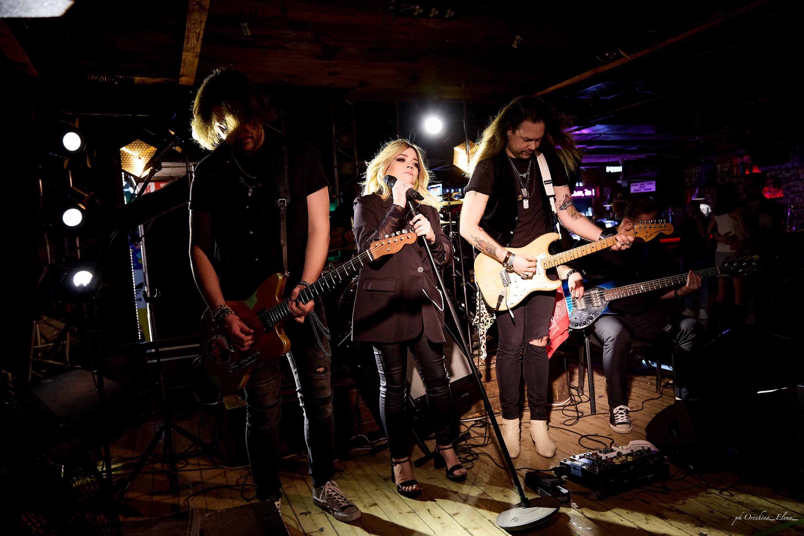 Поп рок группа @velvetgroup. Свадебный и семейный фотограф в Ульяновске Орешина Елена