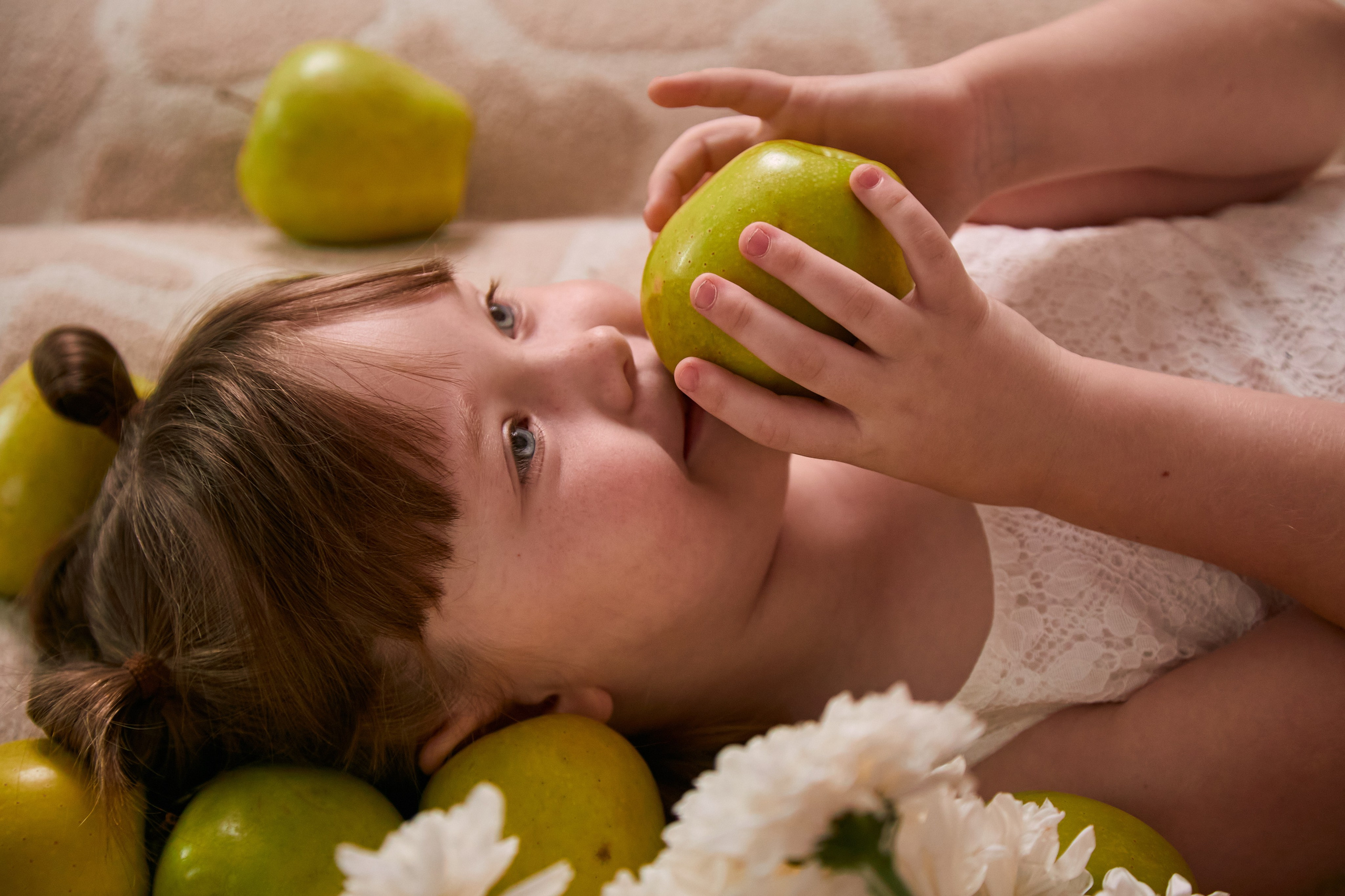 «Яблоки». Свадебный и креативный фотограф в ЮФО и МСК