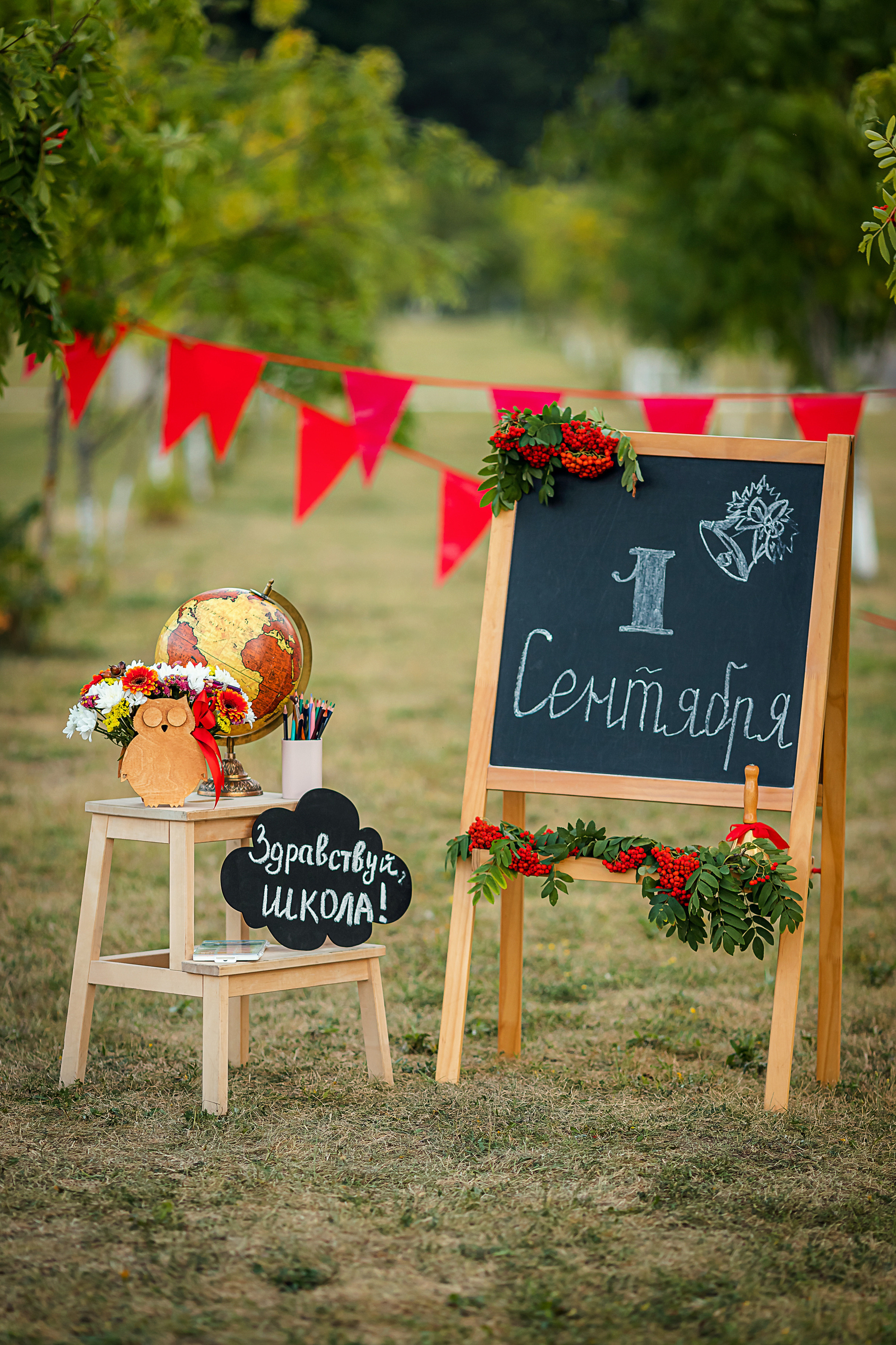 Фотопроект «Здравствуй, школа!». Фотокомпания «Алые паруса» выпускные альбомы Москва и МО