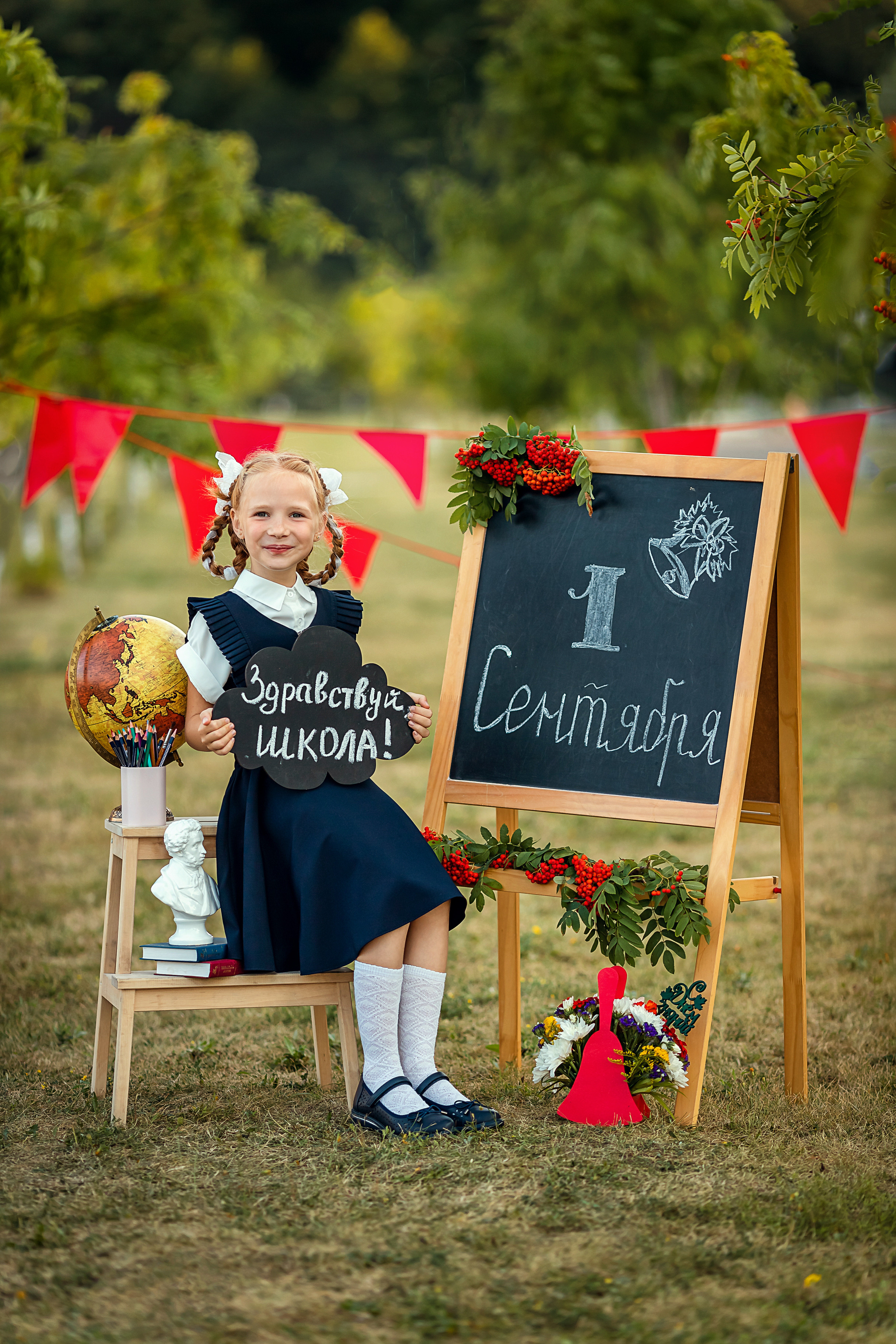 Фотопроект «Здравствуй, школа!». Фотокомпания «Алые паруса» выпускные альбомы Москва и МО
