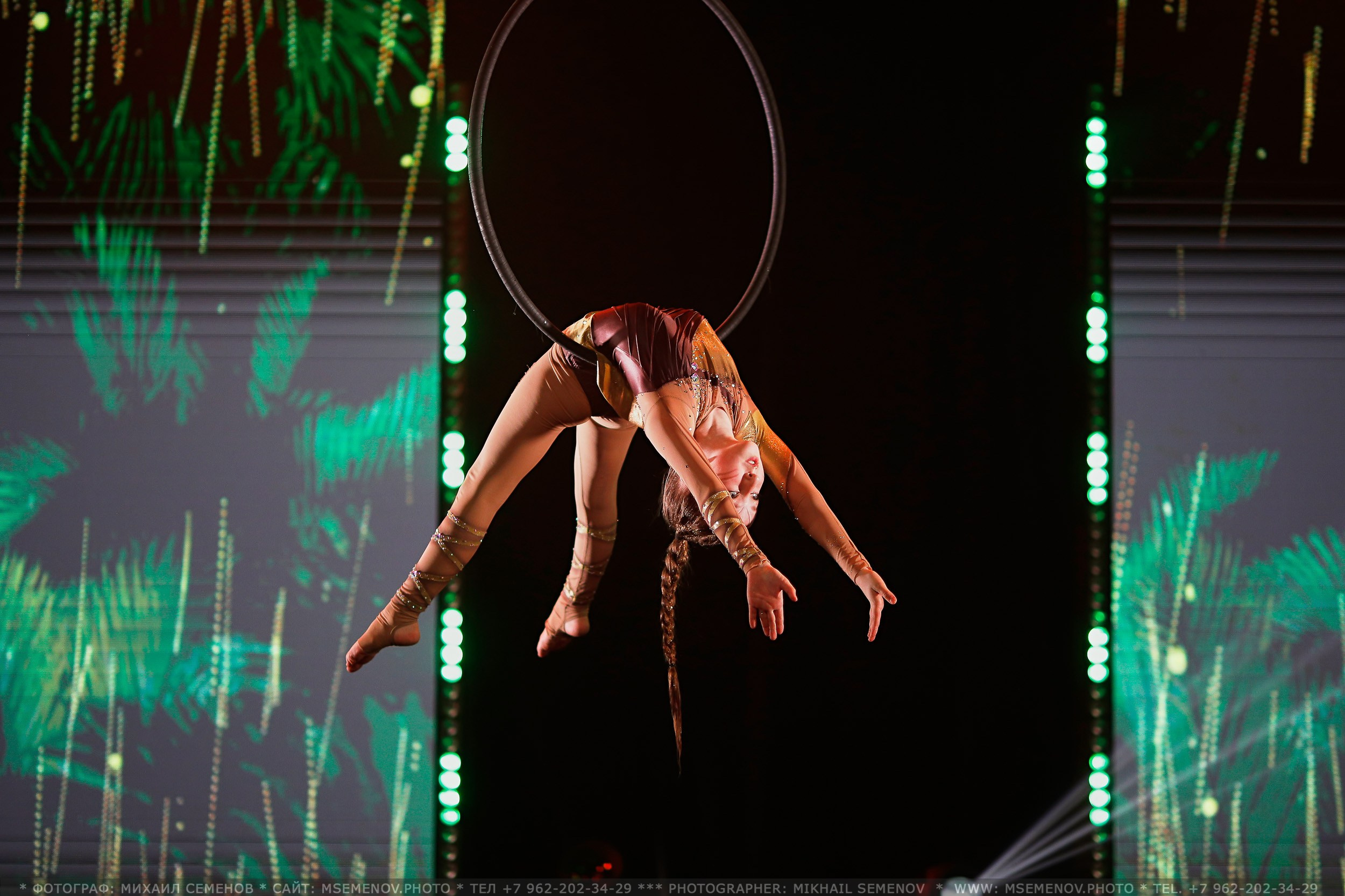 Анонс фоторепортажа с Концерта Грация. POLE DANCE. Photographer for business Mikhail Semenov. Aqua photo studio, photo school