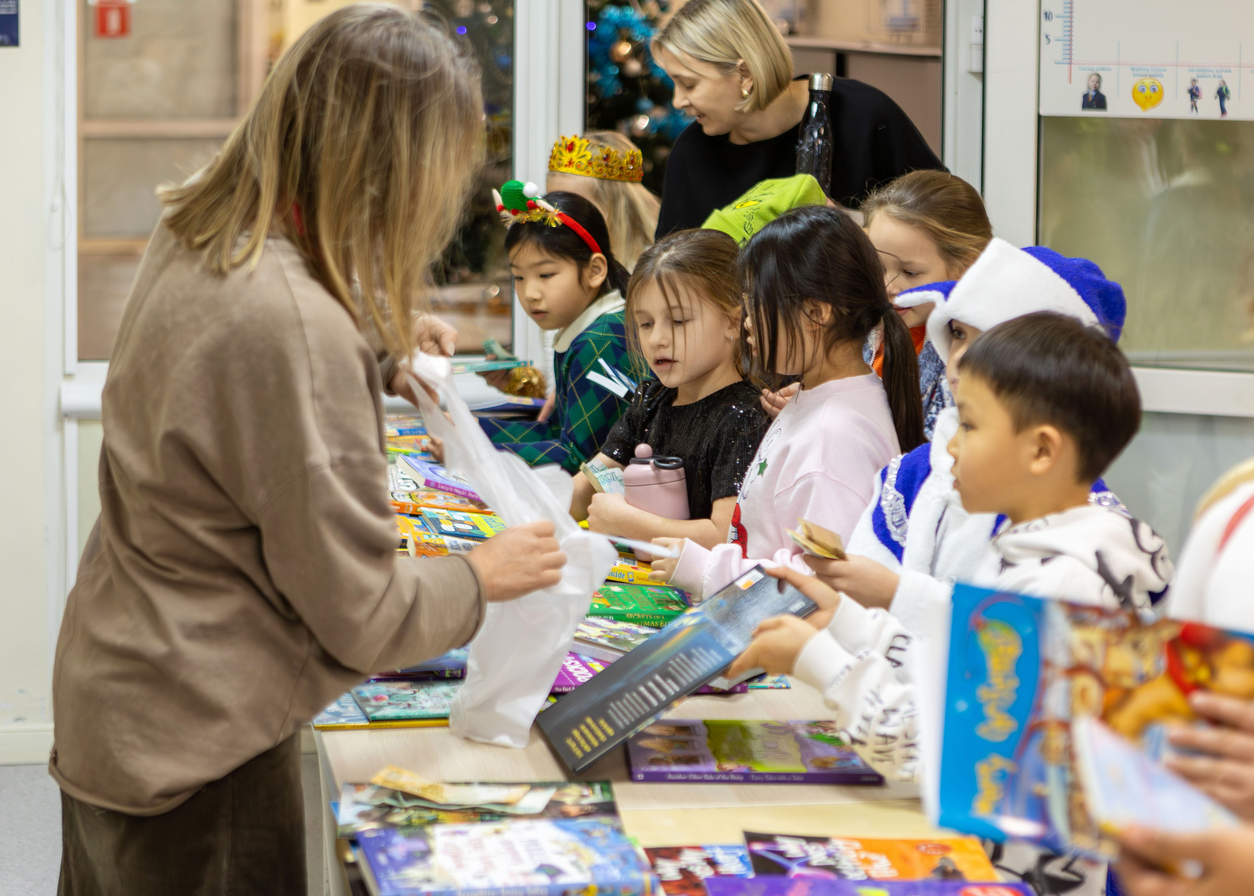 Christmas Celebration at The International School of Moscow. Школьный фотограф и выпускные альбомы | SHKOLBook