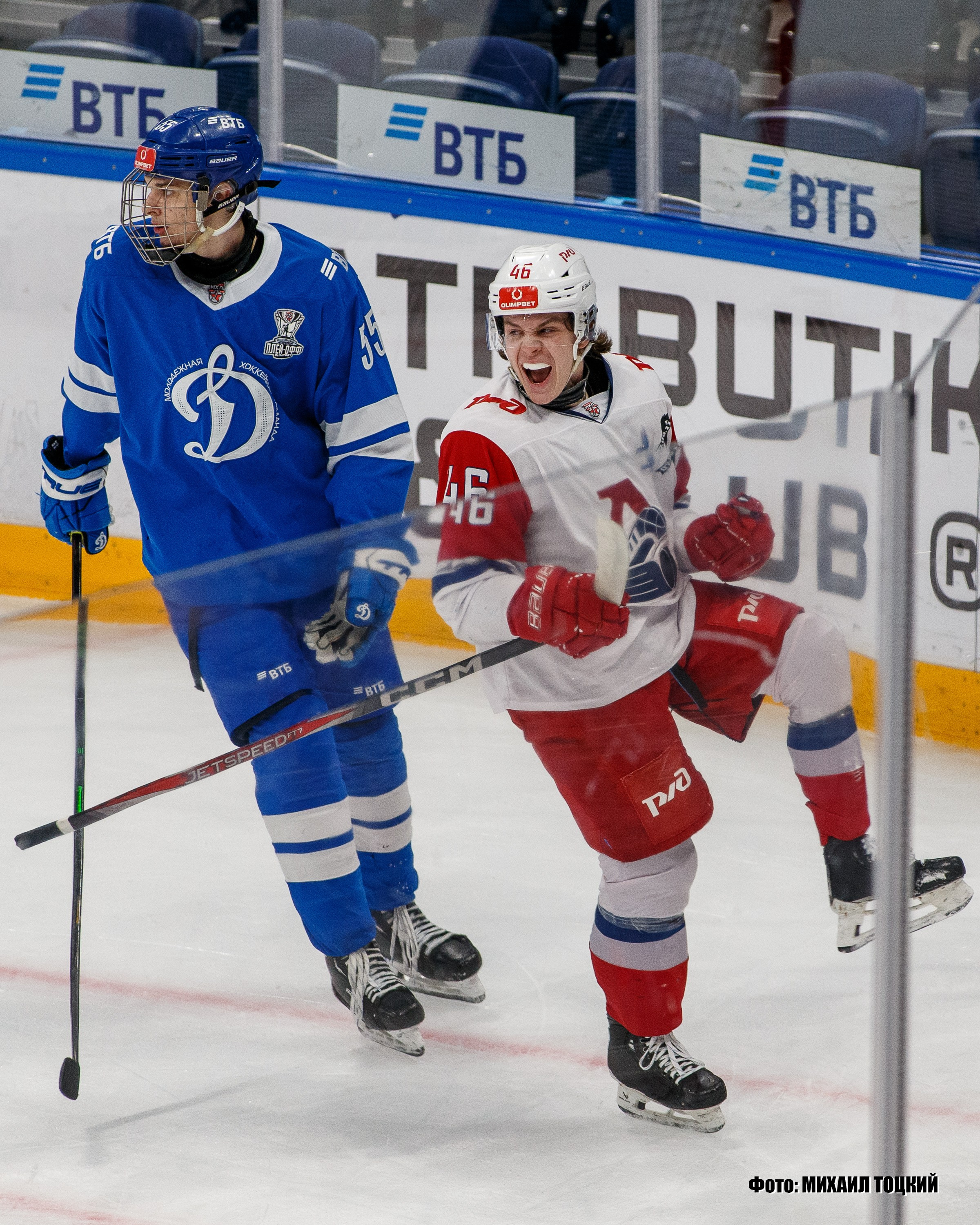 Фоторепортаж Плей-офф МХЛ. МХК Динамо (Москва) — Локо (Ярославль). Михаил Тоцкий портретный и репортажный фотограф в Москве