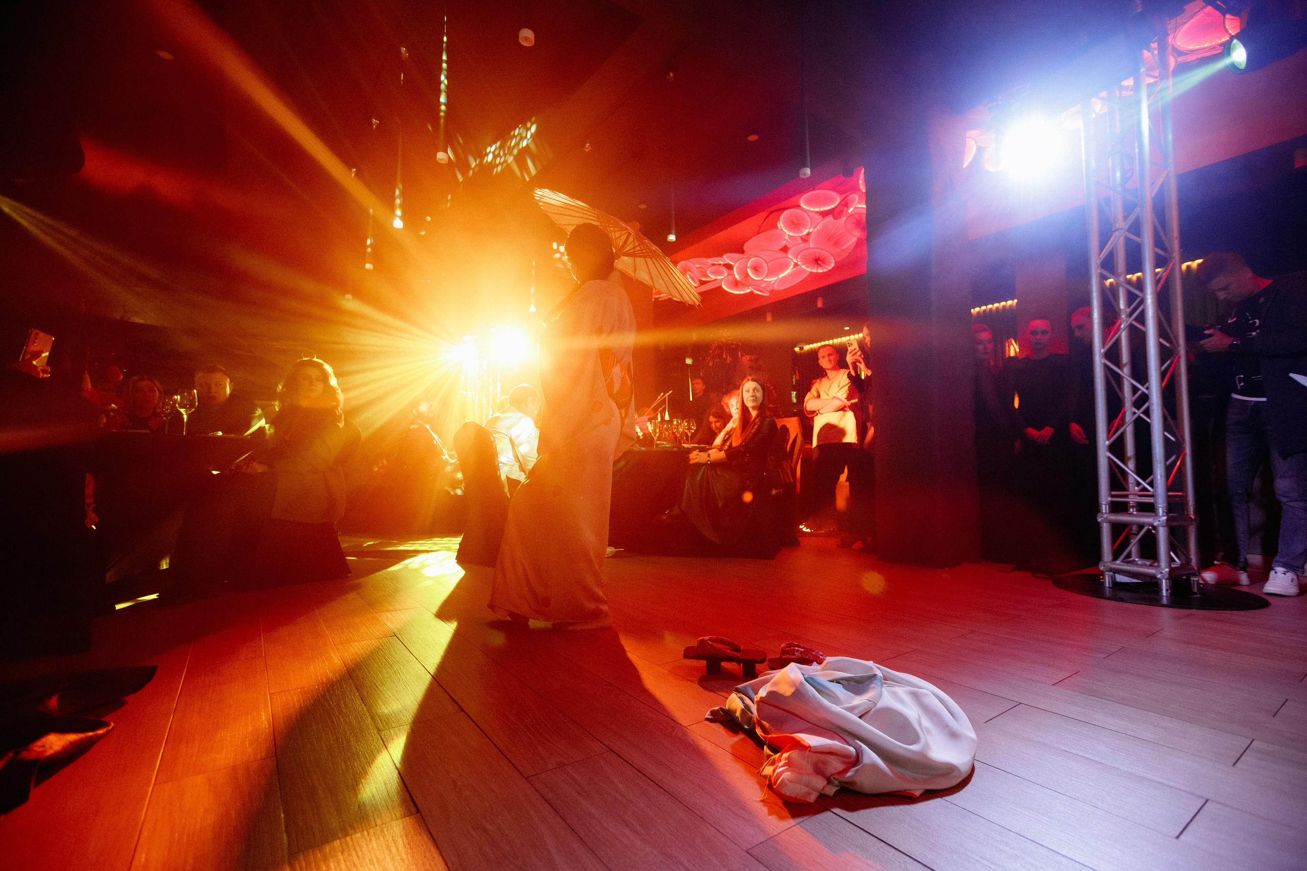 HANAMI — МЕМУАРЫ ГЕЙШИ. СВОИ. ФОТООТЧЕТЫ-СОБЫТИЯ-МЕСТА