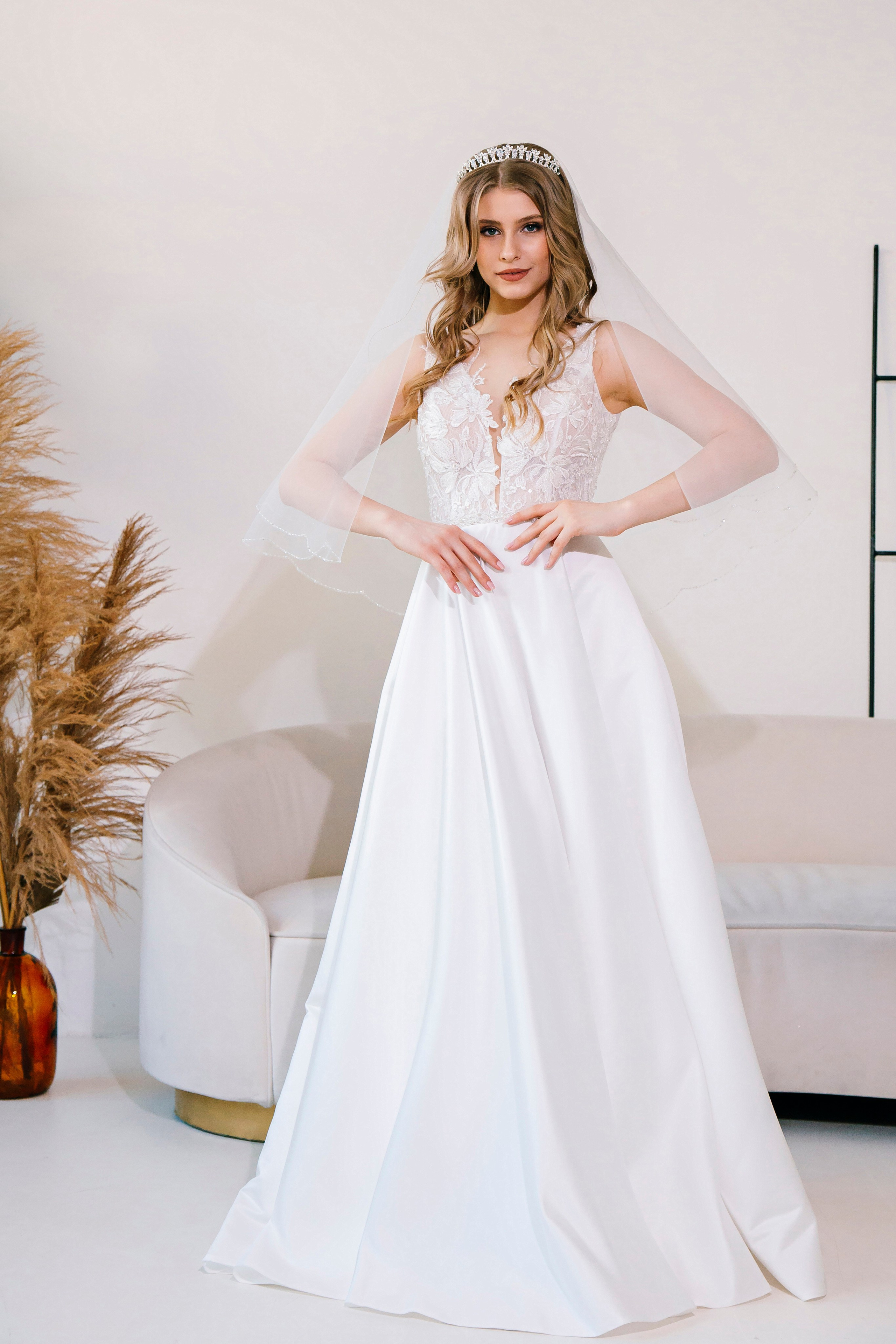 Свадебные платья. Свадебный, семейный фотограф, контент съёмка. Екатеринбург. Елена Граф