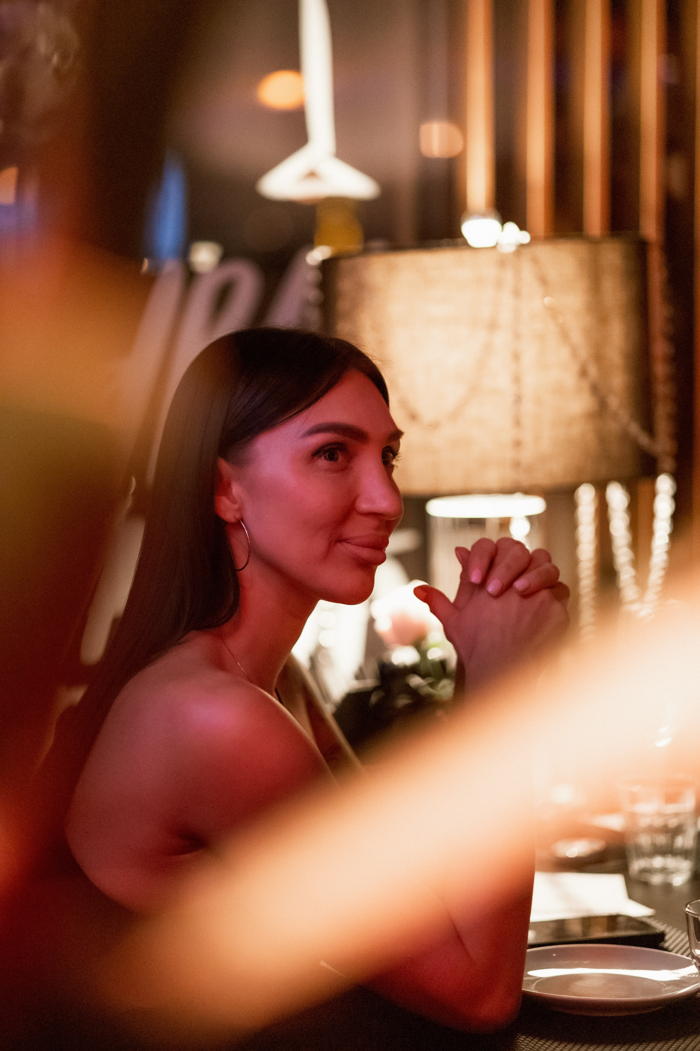 YANA URBAN: сольный концерт в «Анжелика Wineroom». СВОИ. ФОТООТЧЕТЫ-СОБЫТИЯ-МЕСТА