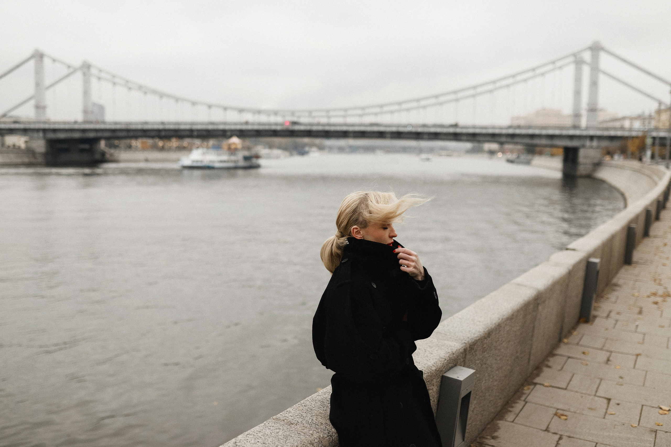 Фотопрогулка с актрисой Варварой Гусинской. Портретный и семейный фотограф в Москве Мария Рослякова