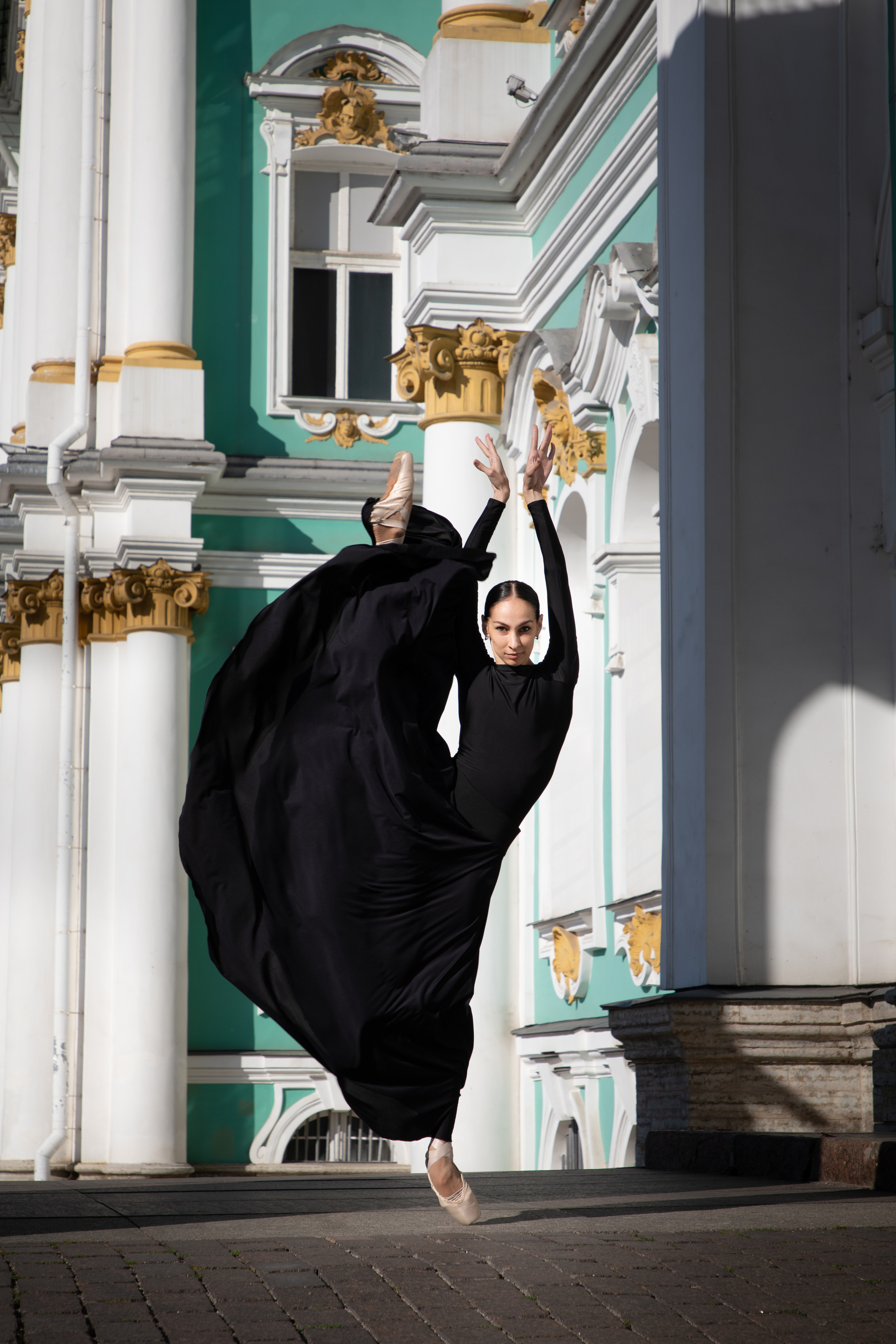 Фотосессия Маргариты. Дворцовая площадь. г. Санкт-Петербург. Сценический и портретный фотограф Галина Макарова