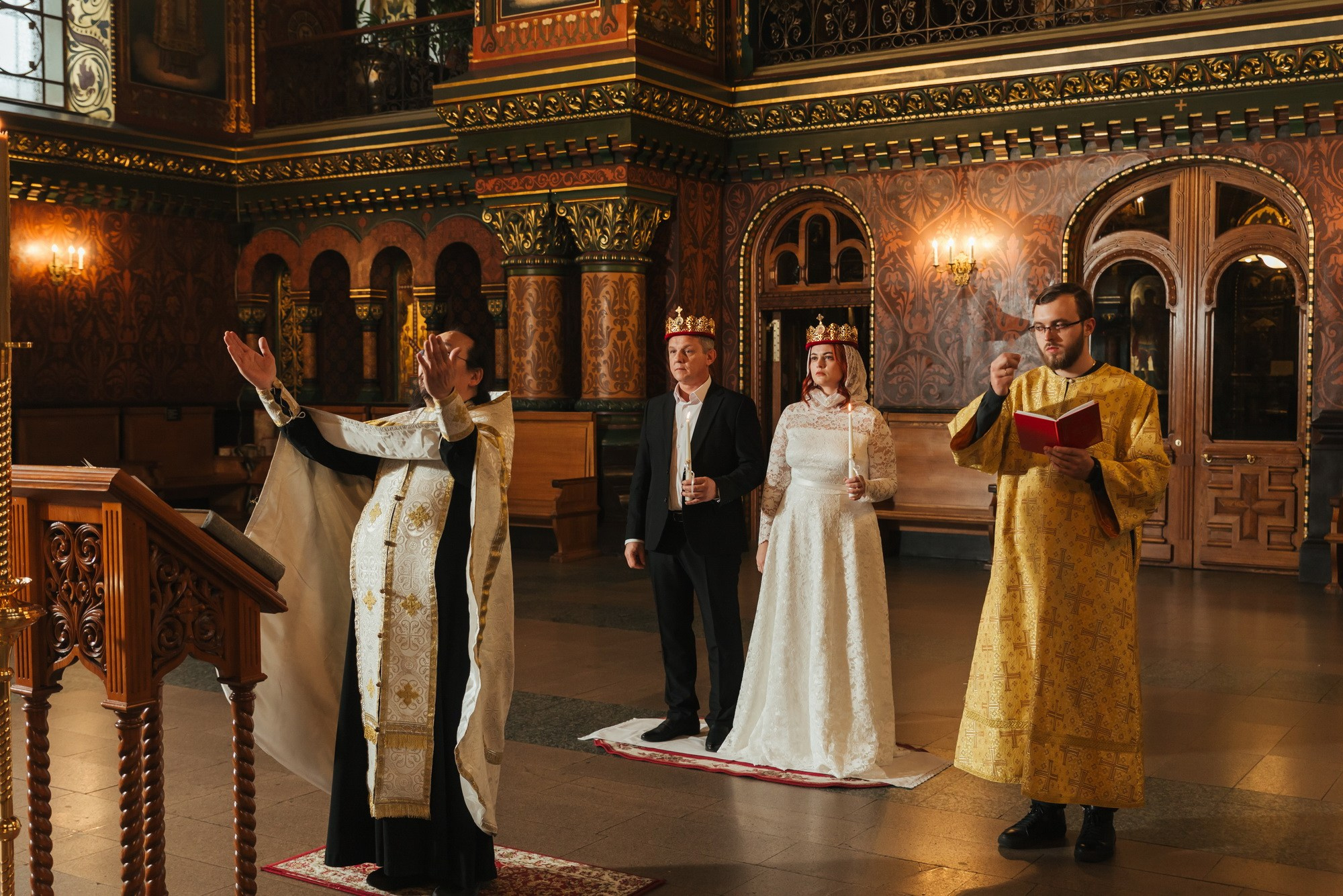 Венчание Церковь Успения Пресвятой Богородицы СПб. Фотограф крещение венчание в Петербурге! Помогает подобрать храм и посоветовал душевного батюшку в СПб