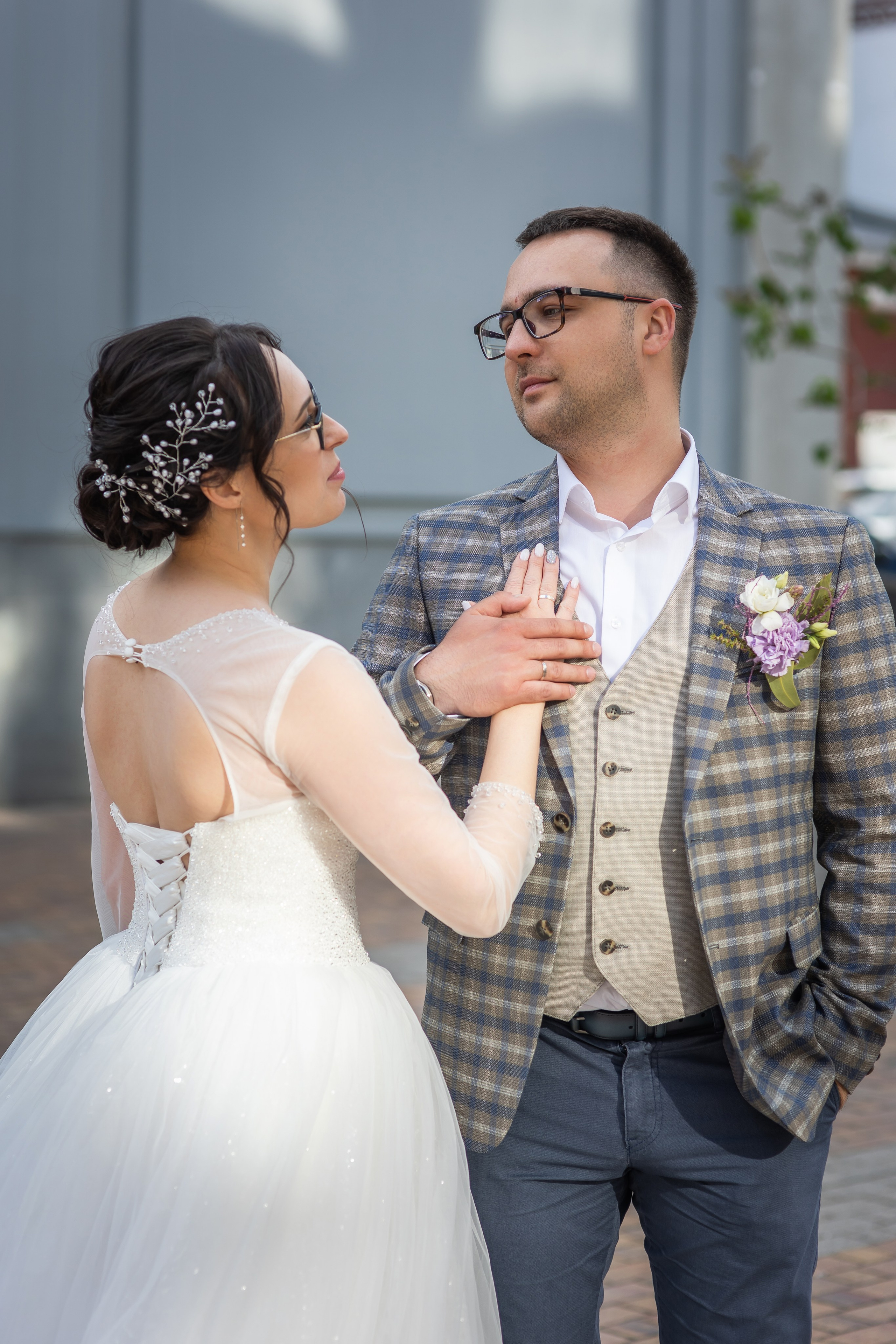 Миша и Маша. Весенняя свадьба 18.04.2023. Семейный фотограф в Москве Наталья Чуб, заказать Фотокнигу