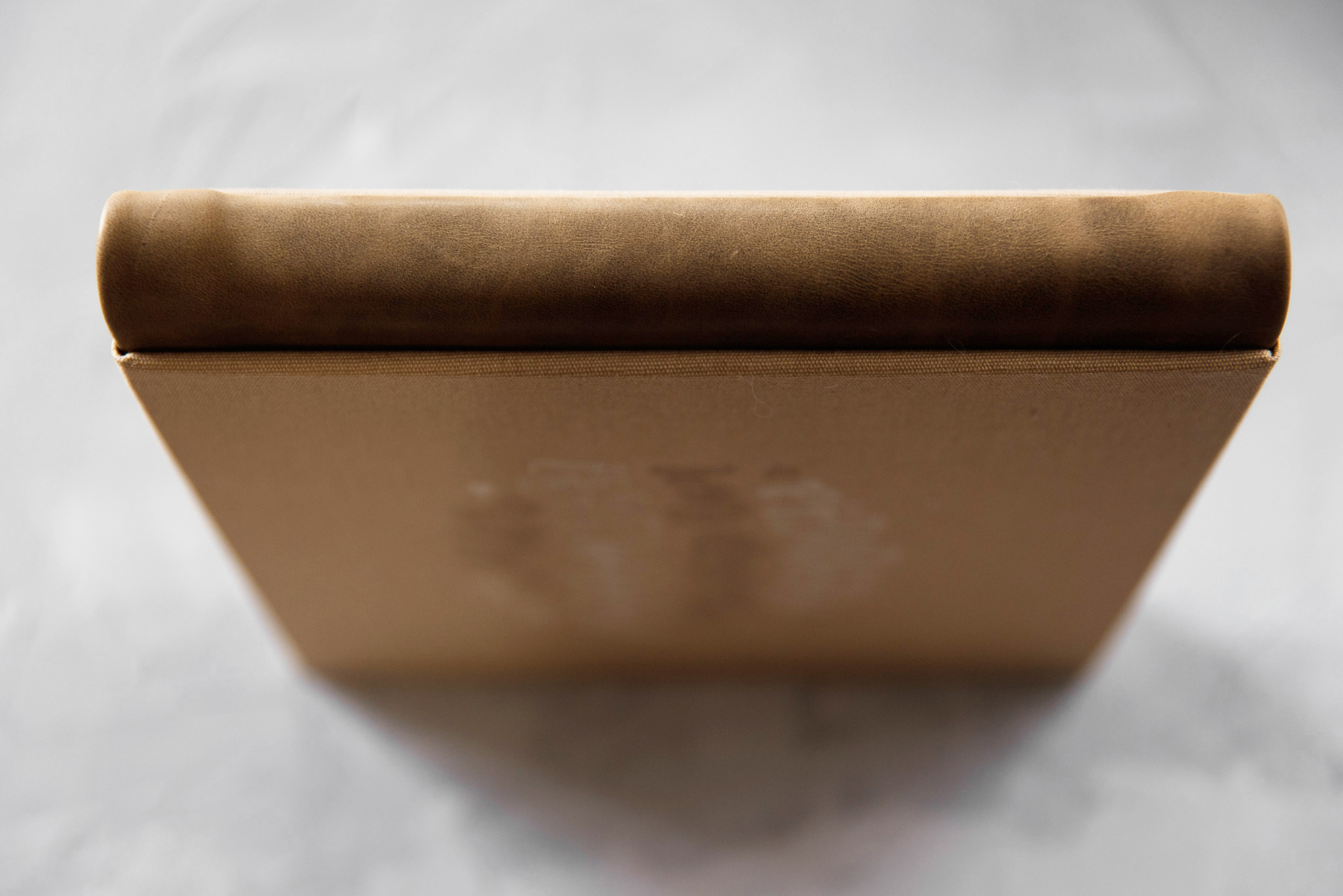 МИКА. Заказать индивидуальную фотокнигу ручной работы